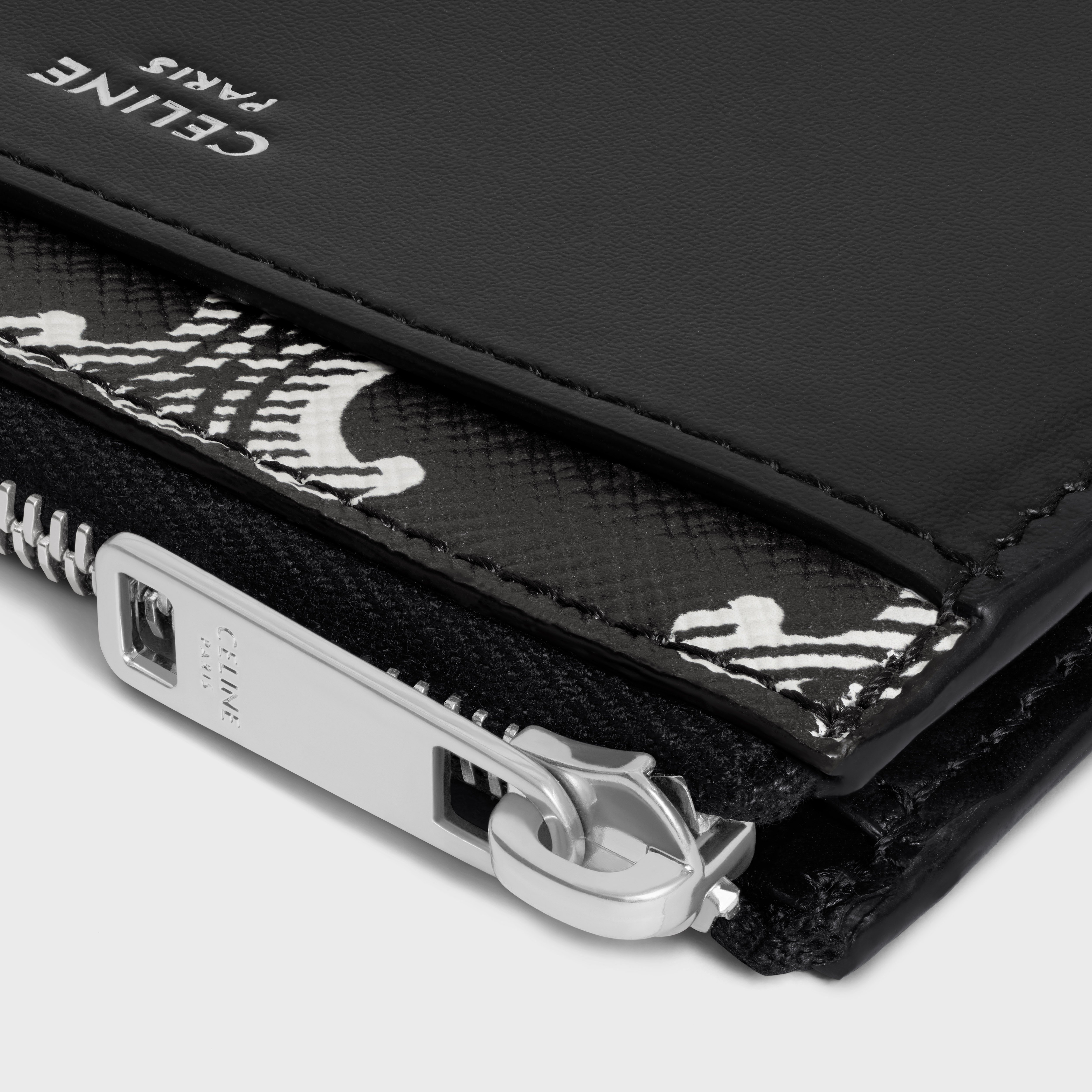 Zipped Card Holder in Triomphe canvas two-tone and calfskin - 4