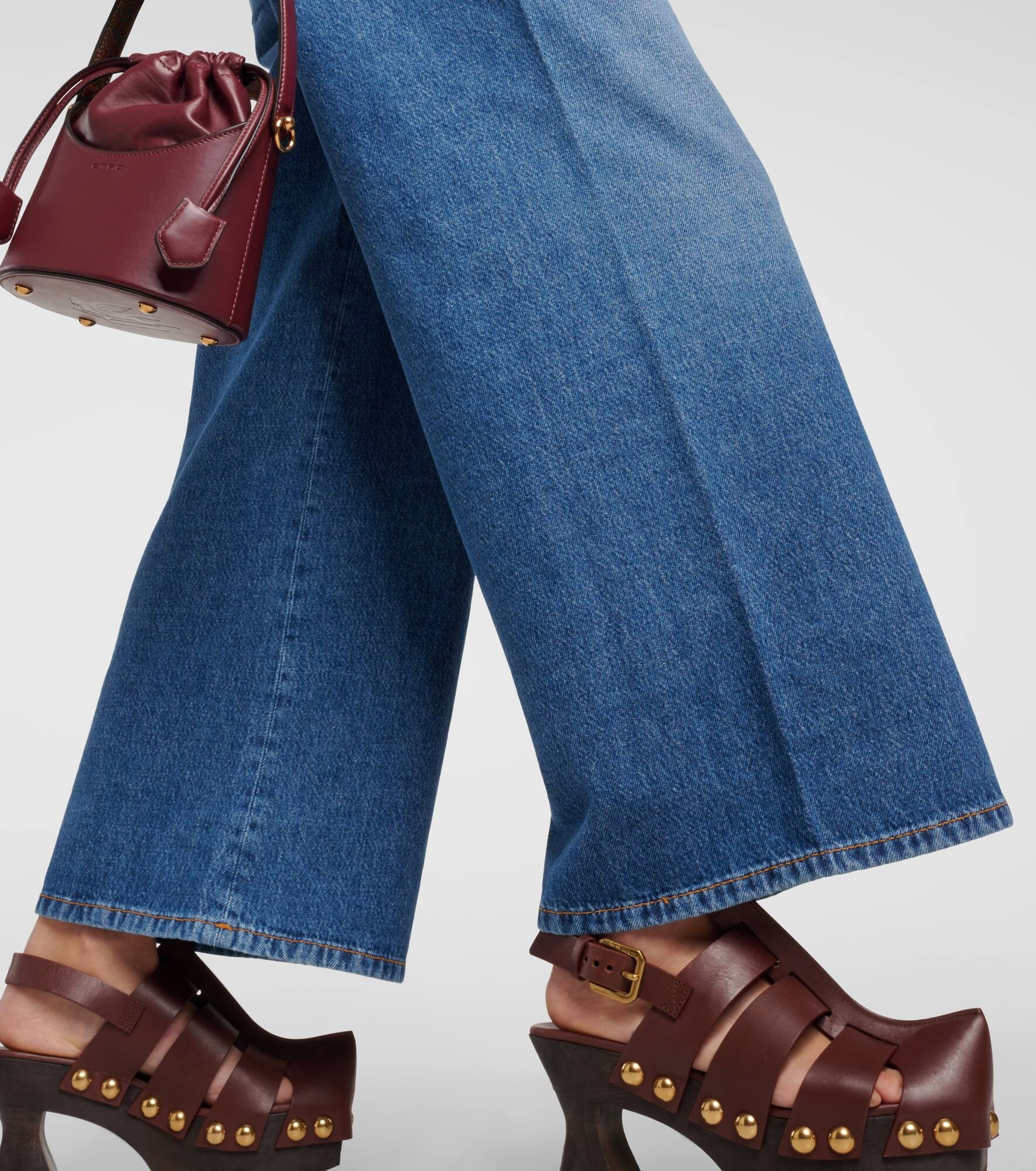 High-rise wide-leg jeans - 5