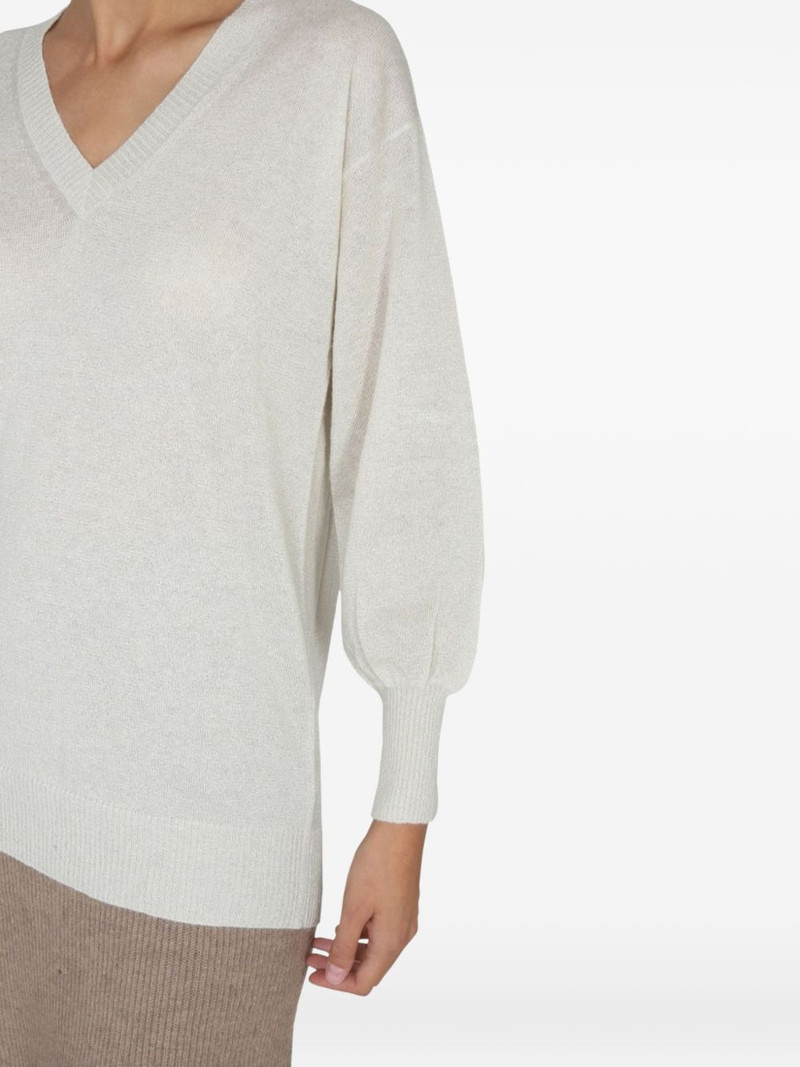 V-neck sweater 4