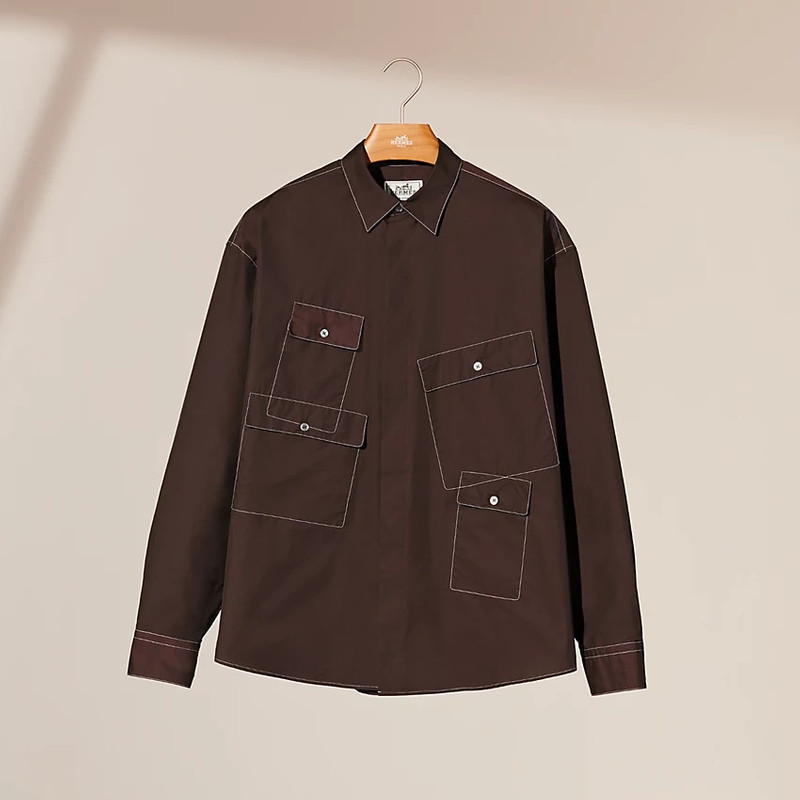 Boxy fit shirt with flexible collar 4