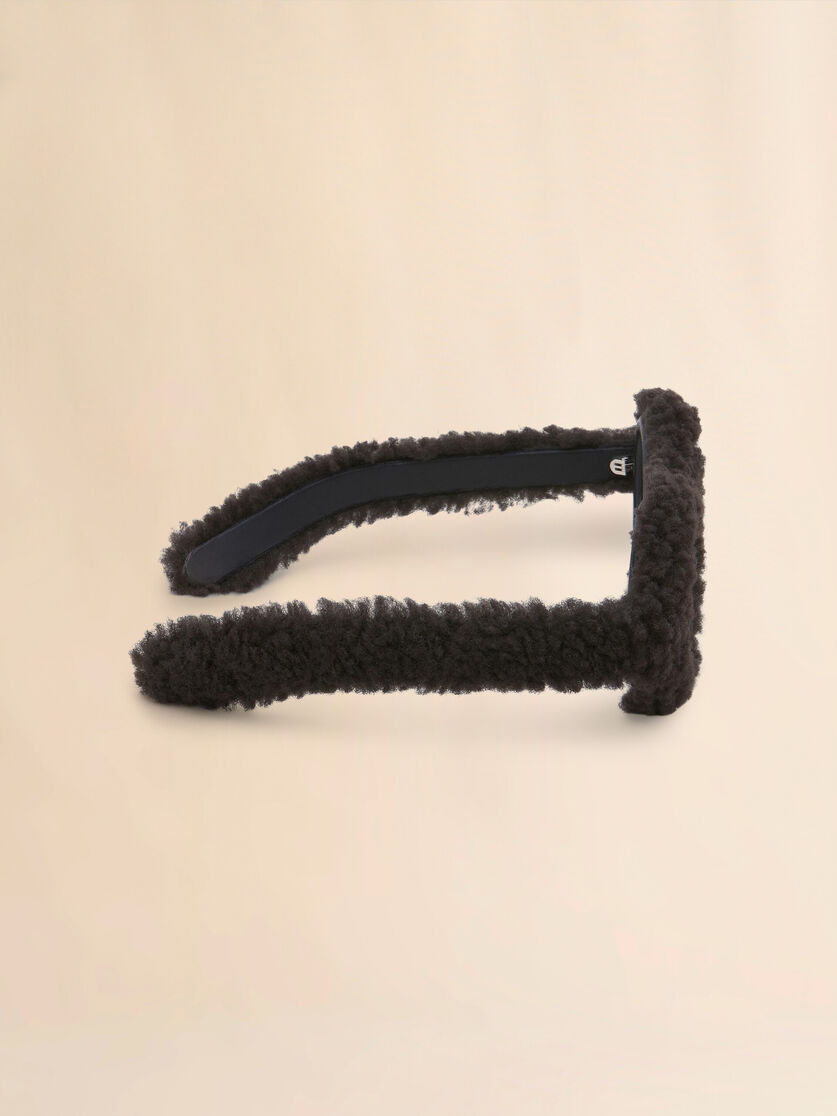 FURRY BLACK JANTU SUNGLASSES - 4