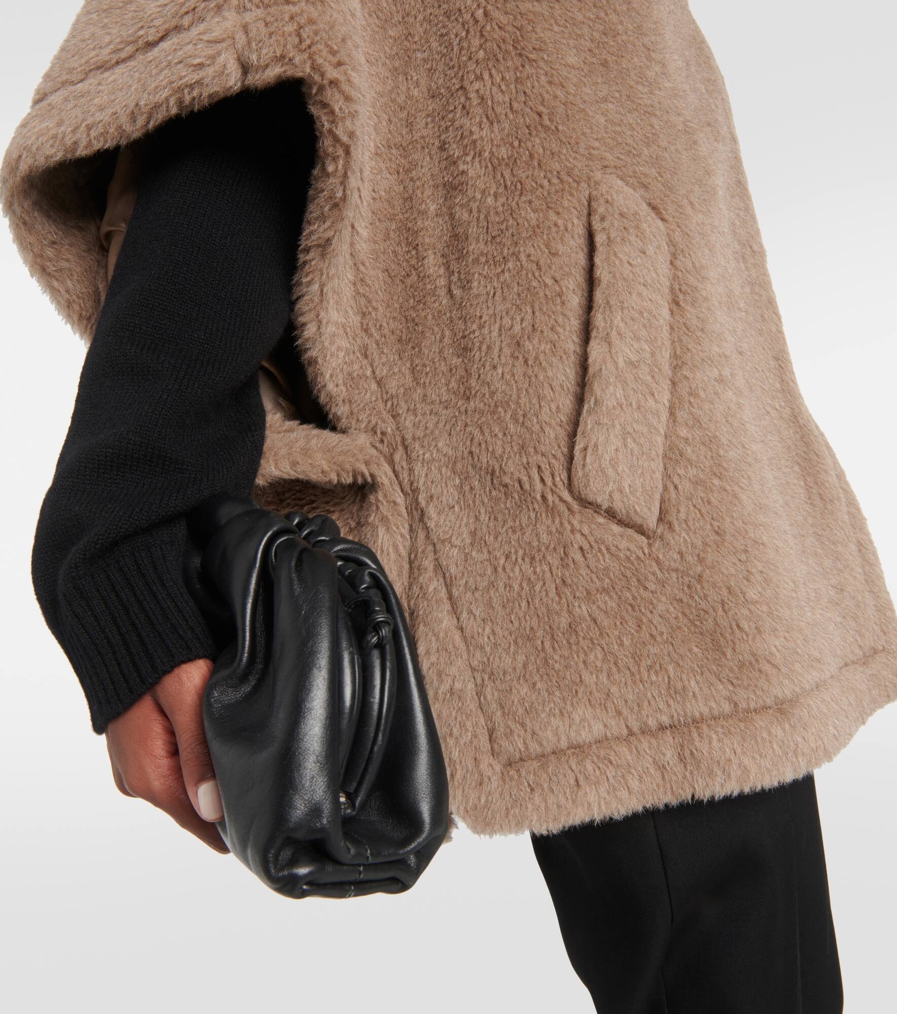 Max Mara Tebe teddy cape | REVERSIBLE Max Mara Tebe teddy cape | REVERSIBLE