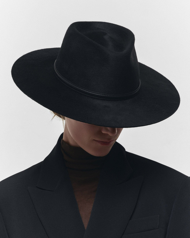 Beck Hat 3