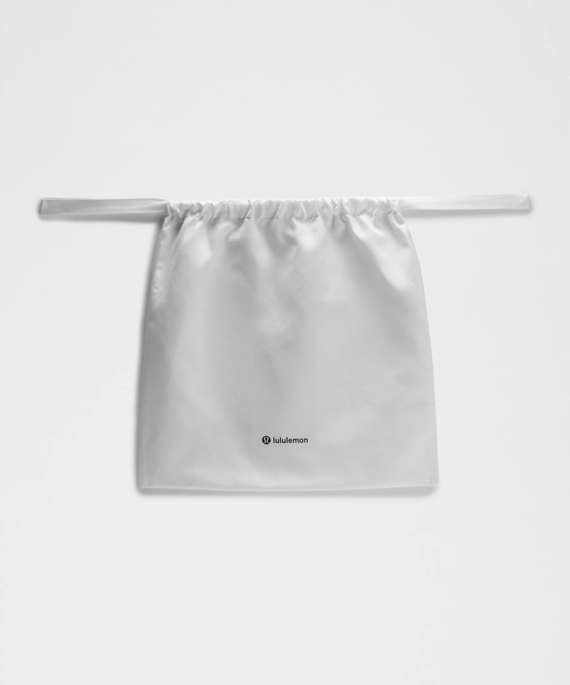 Everywhere Belt Bag 1L *Leather Alternative 8