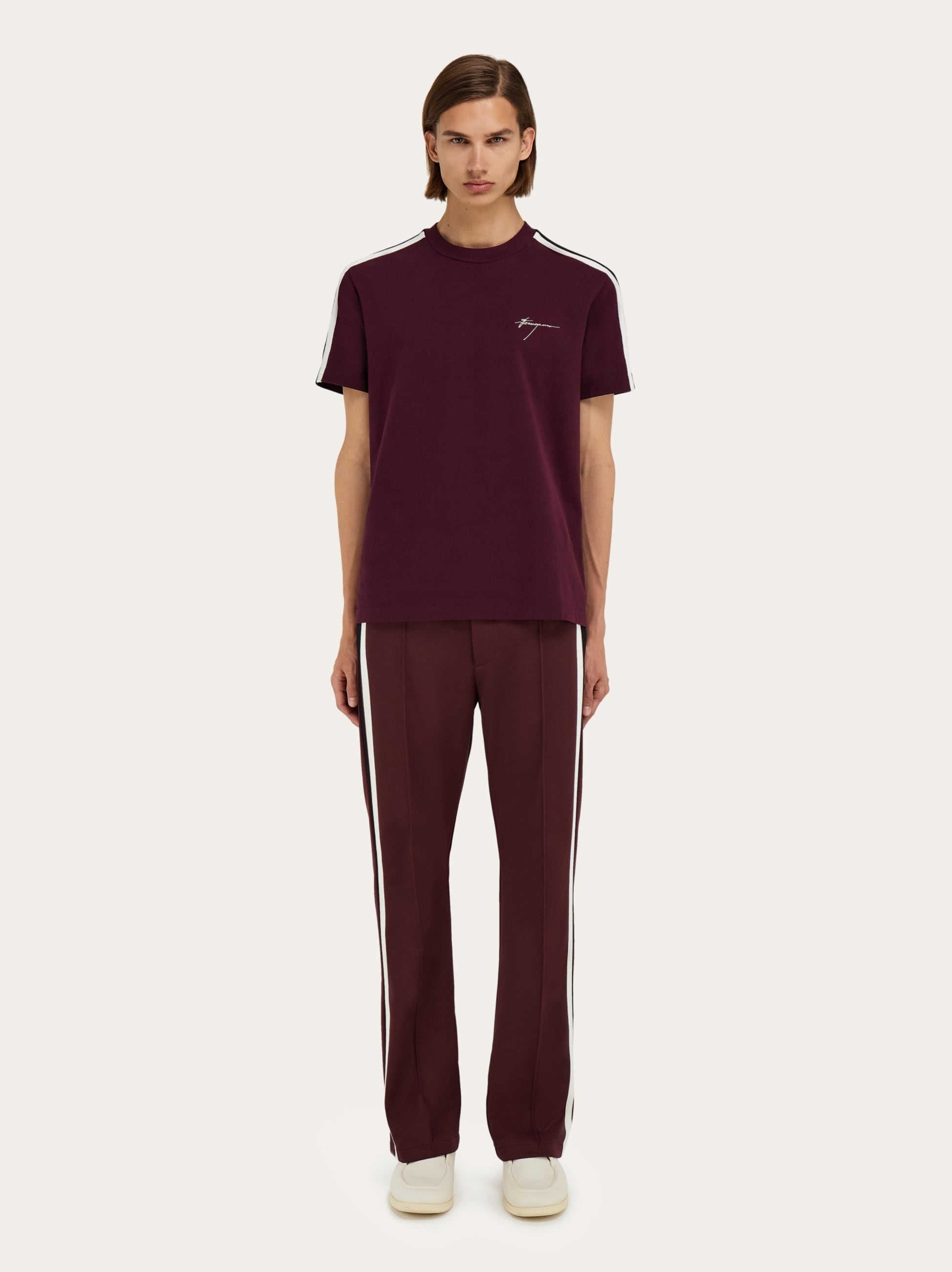 Track pants with contrasting stripe - 7