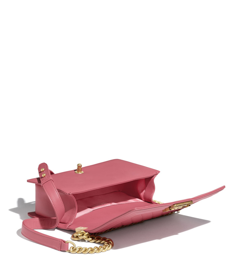 CHANEL BOY CHANEL Handbag outlook