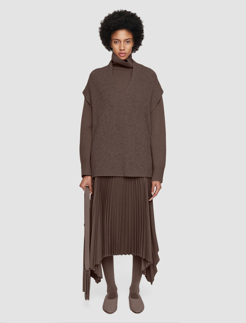 JOSEPH Luxe Cashmere Vest outlook