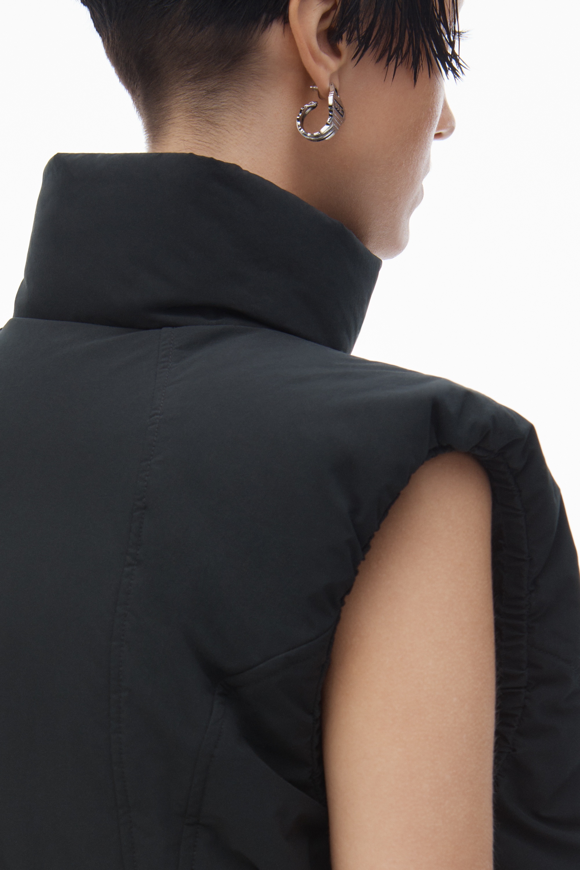 Puffer Vest with Logo Patch - 6