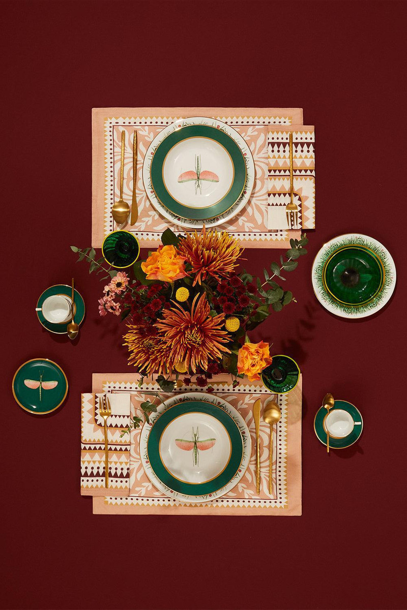 La DoubleJ Large Napkins Set Of 2 - Doric Placee outlook