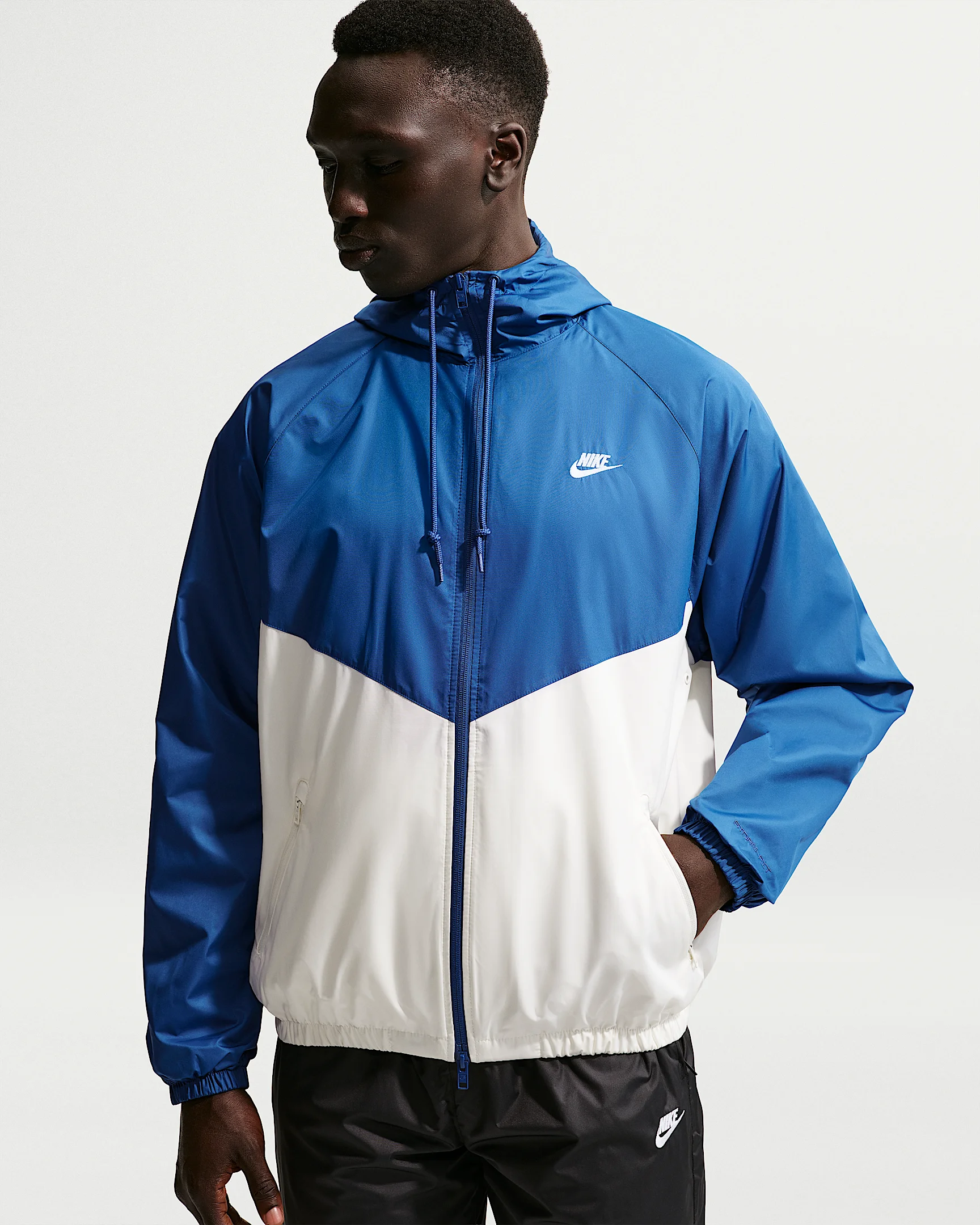 Nike Windrunner Men's Lined Jacket - 1