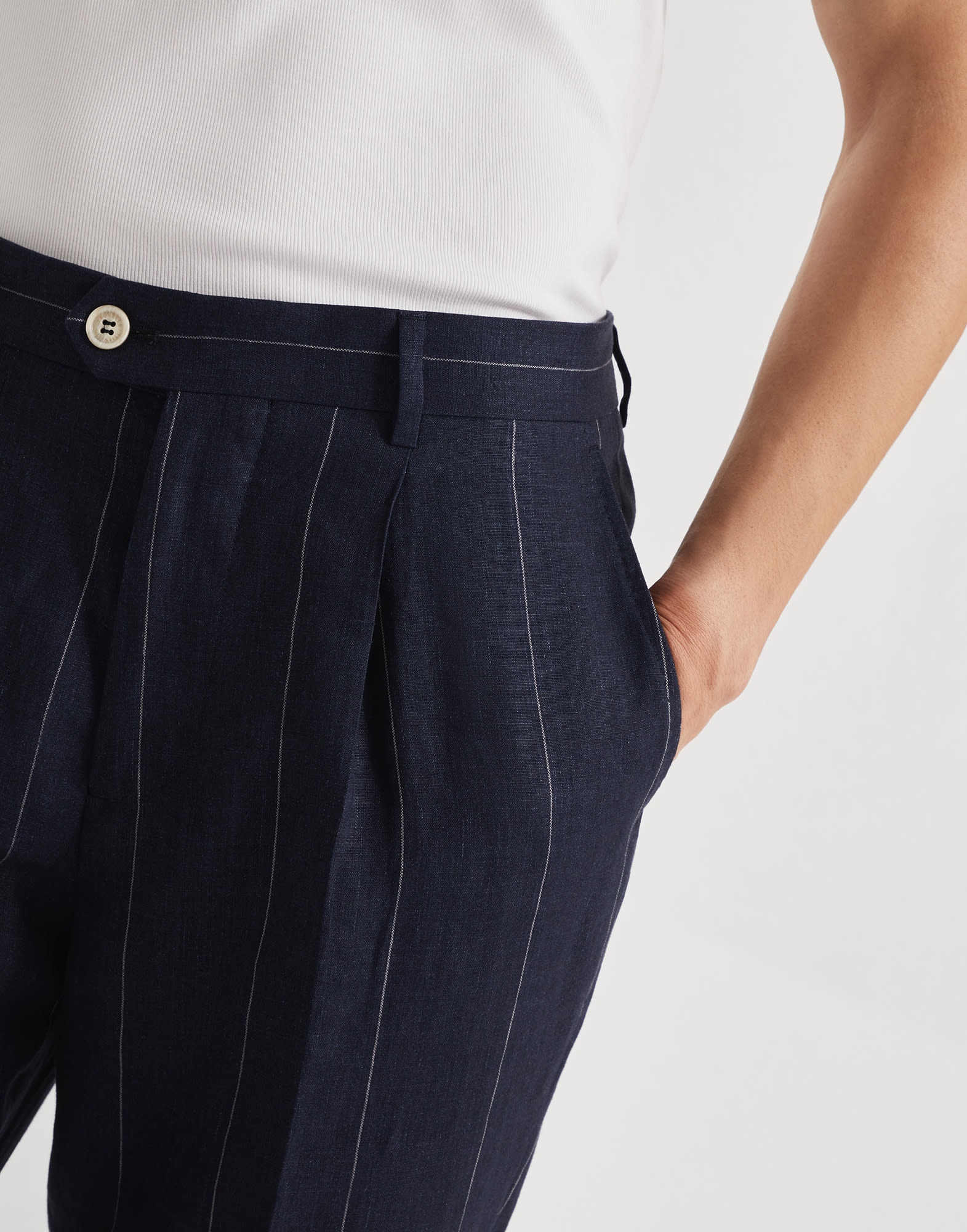 Linen wide chalk stripe leisure fit trousers with pleat - 3