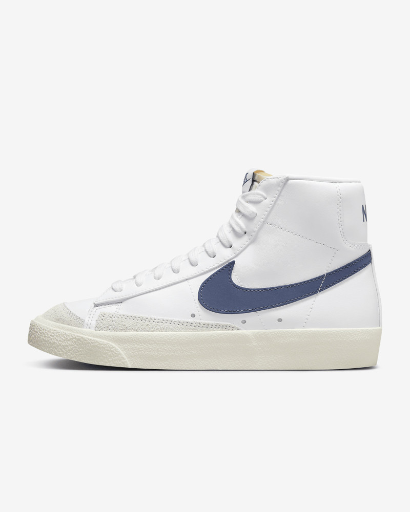 Nike Women's Blazer Mid '77 Shoes - 1