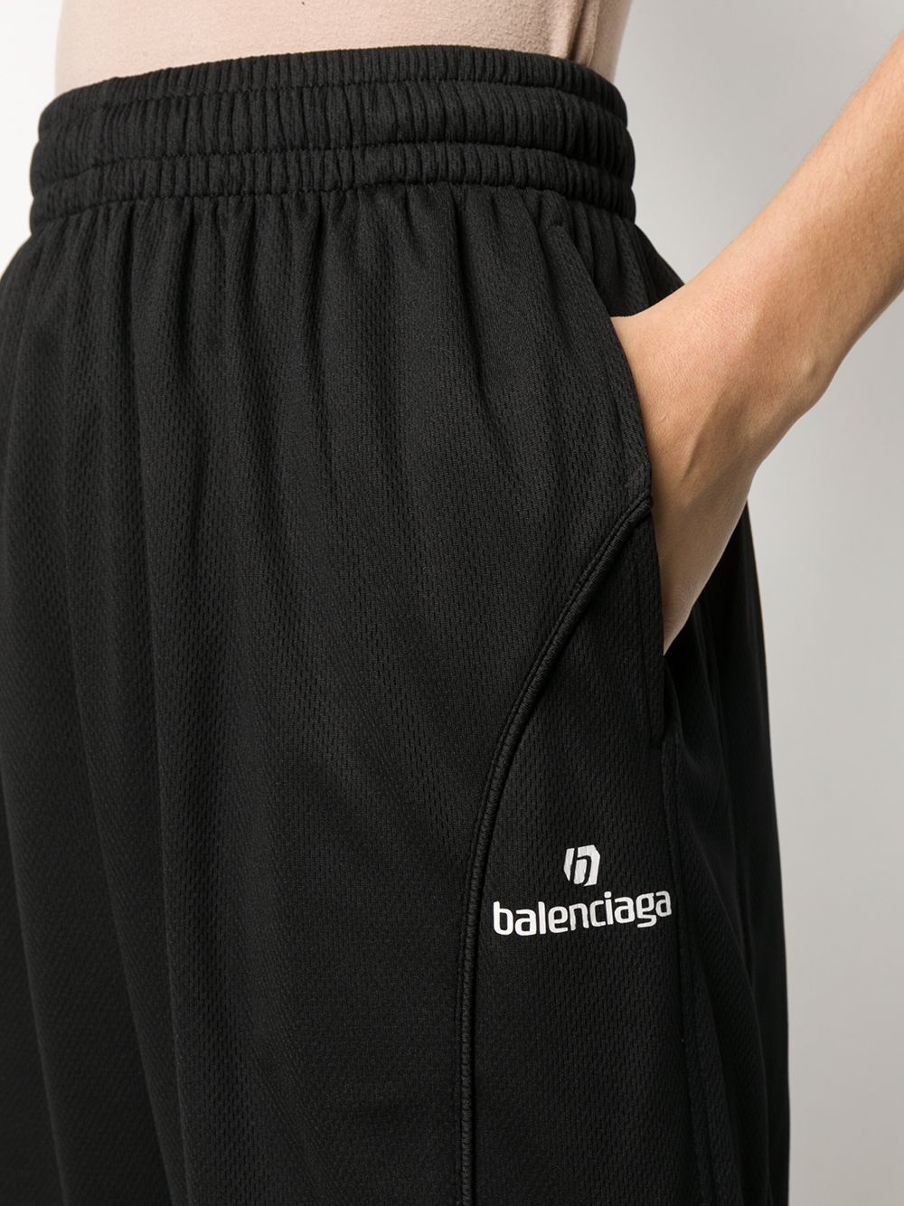 embroidered logo soccer pants - 5