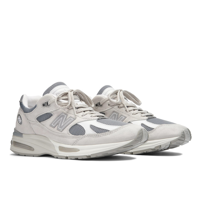 New Balance MADE in UK 991v2 outlook