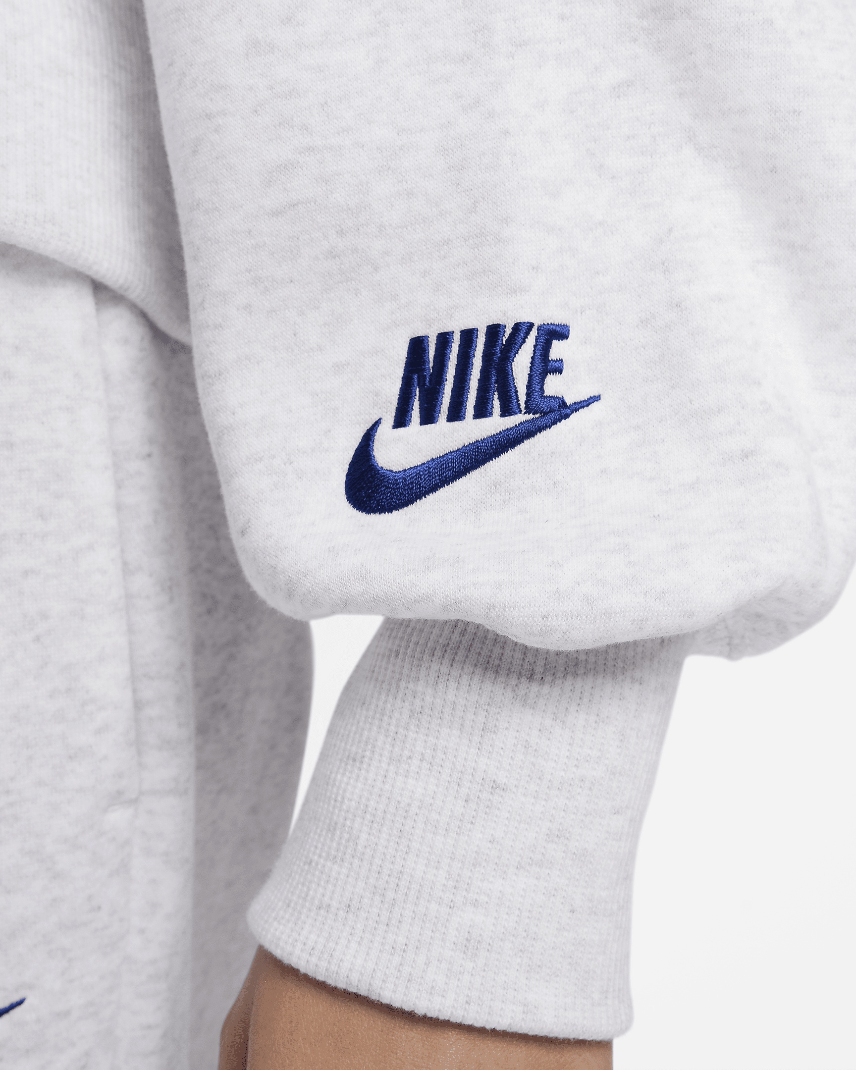 Nike Sportswear Women's Over-Oversized Crew-Neck Fleece Sweatshirt - 5