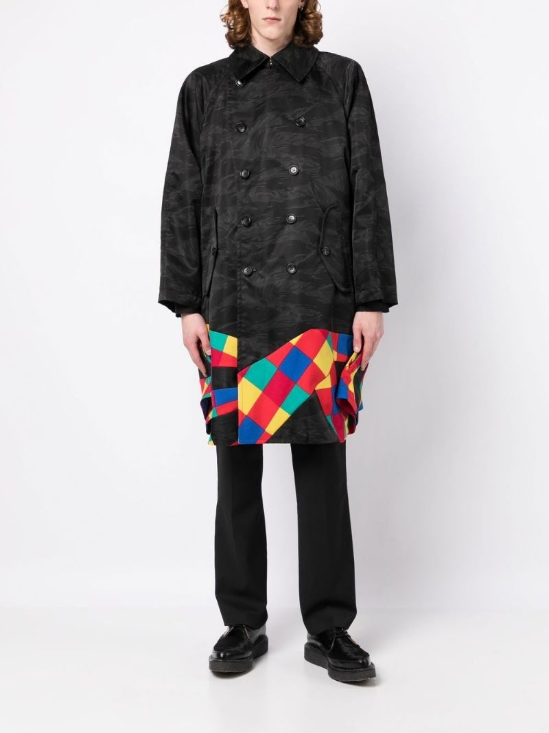 camouflage-print double-breasted coat - 2