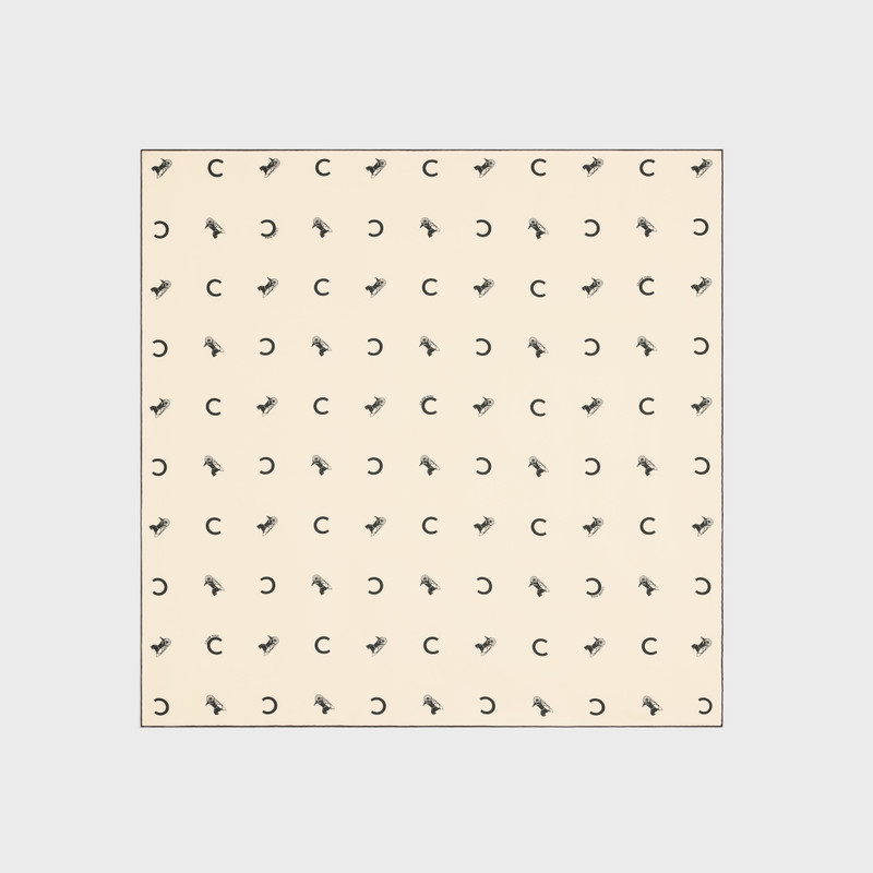square IN silk twill 1