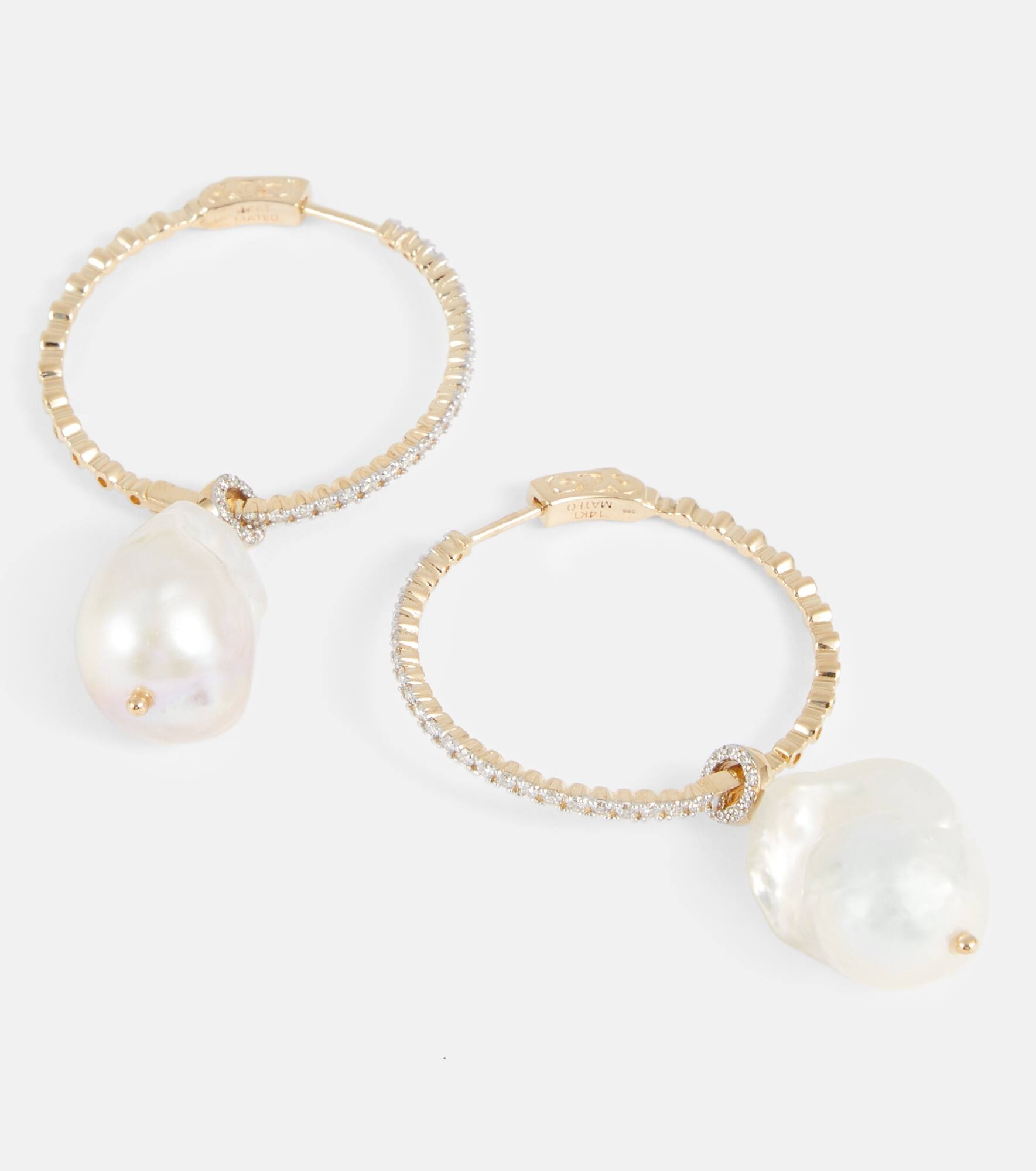 14kt gold hoop earrings with Baroque pearls and diamonds - 4