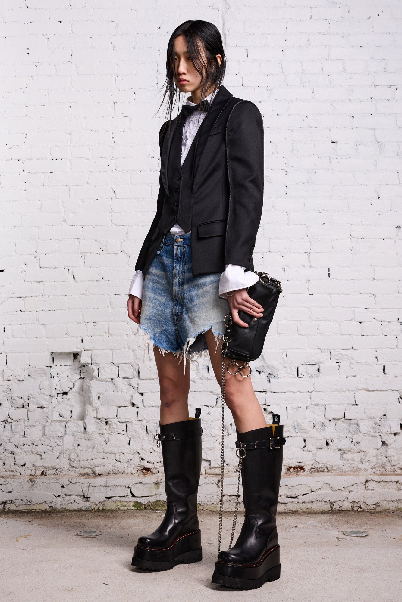 FLAT SLEEVE TUXEDO BLAZER - BLACK AND SATIN - 3