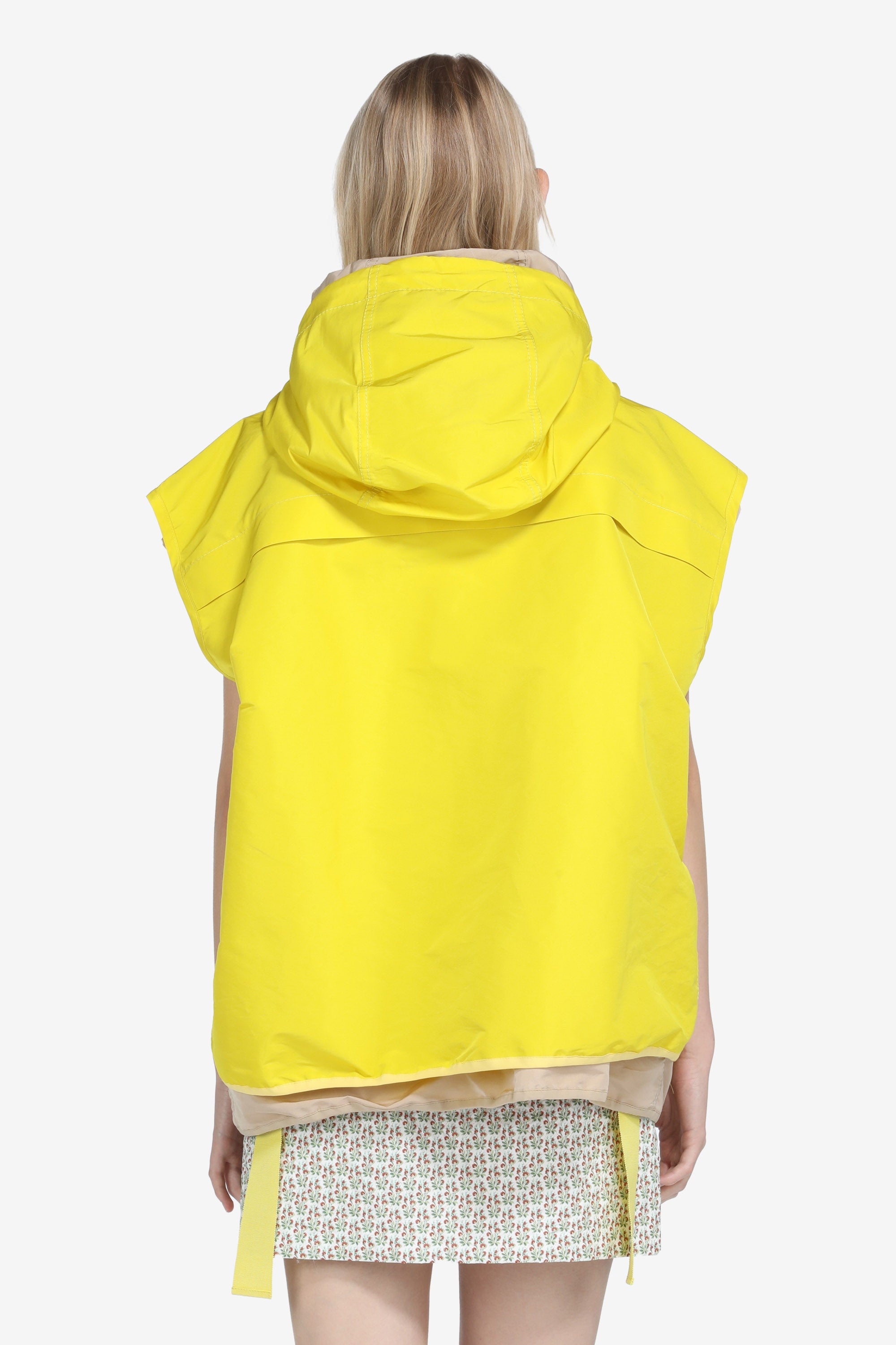 TWO-TONE ZIPPED HOODED VEST - 2