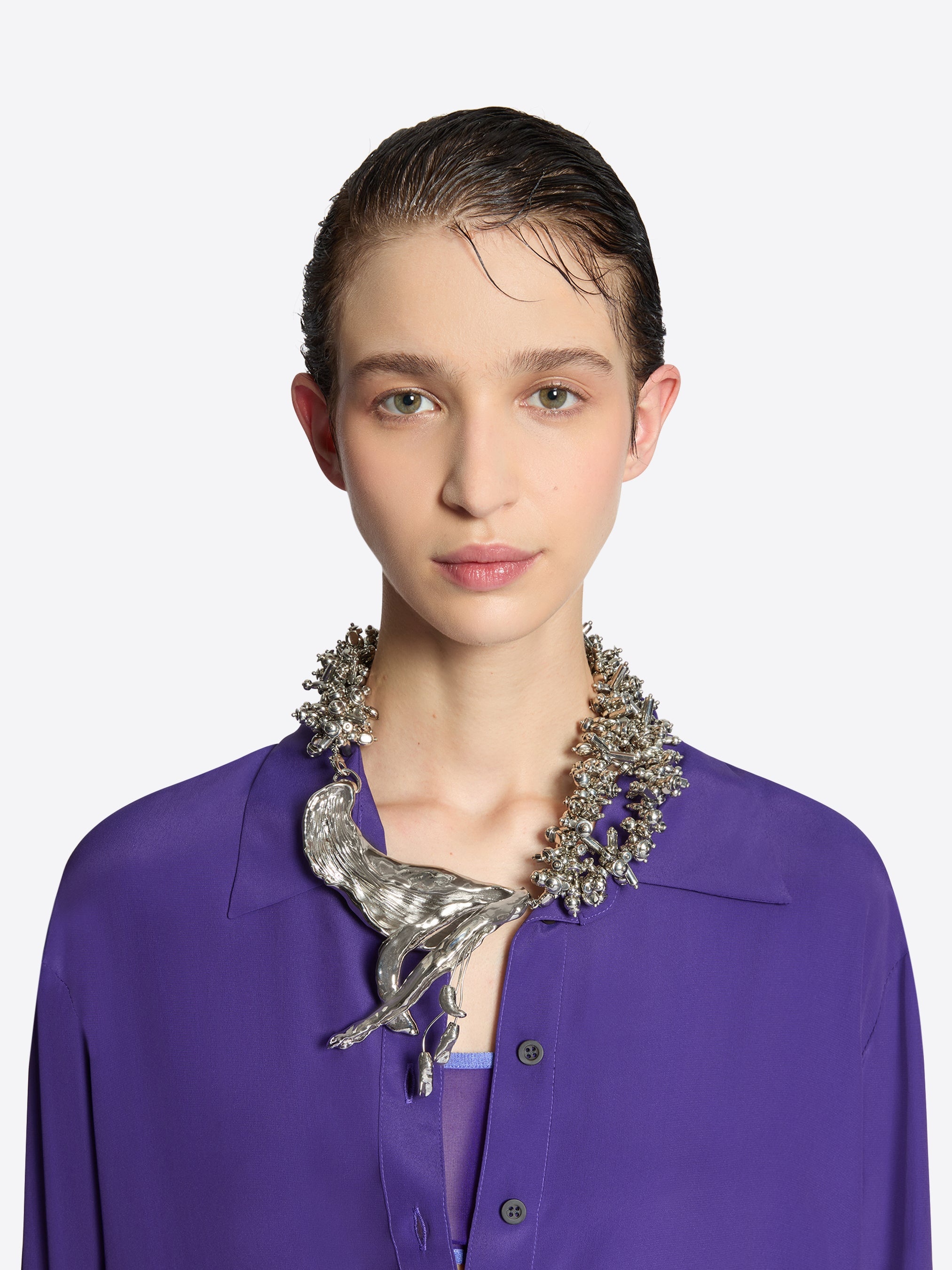 EMBROIDERED FLOWER NECKLACE - 4