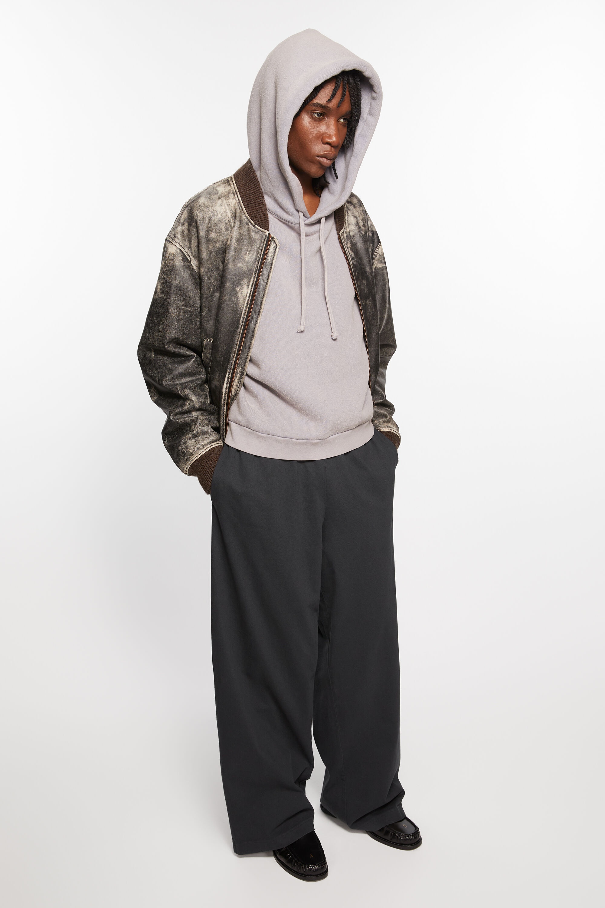 Sweatpant logo stamp - Black - 4