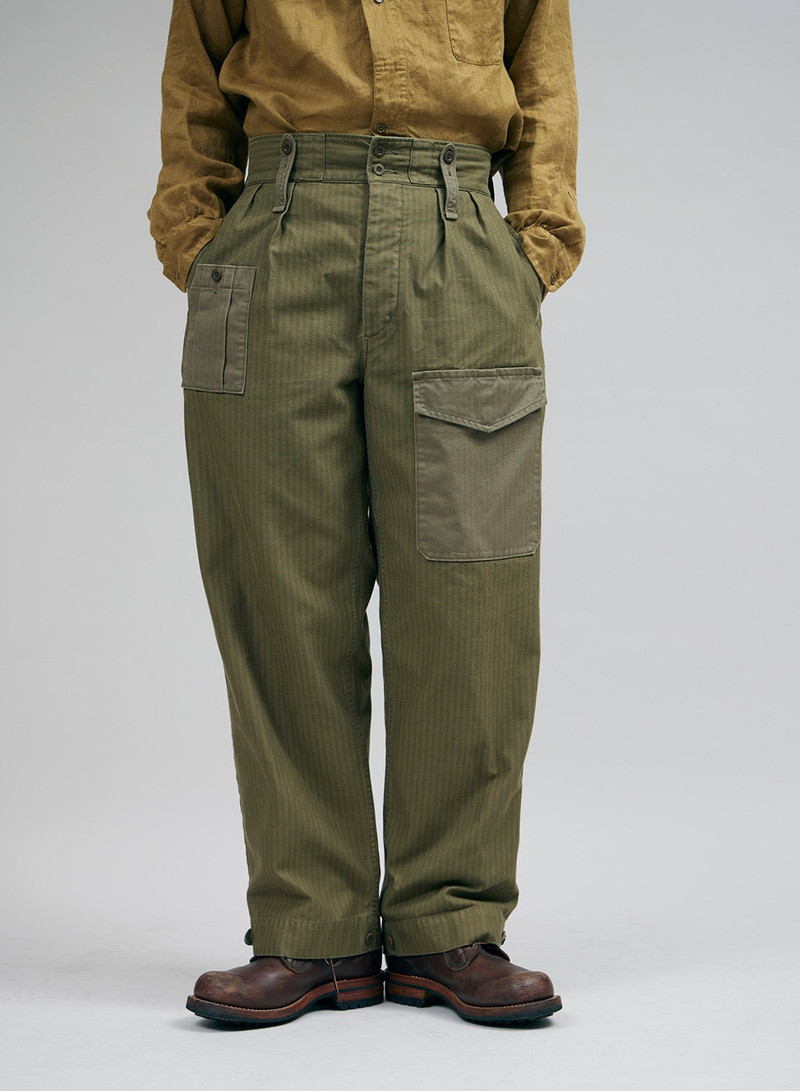 Nigel Cabourn British Army Pant Nano Pigment Herringbone Twill in Green outlook