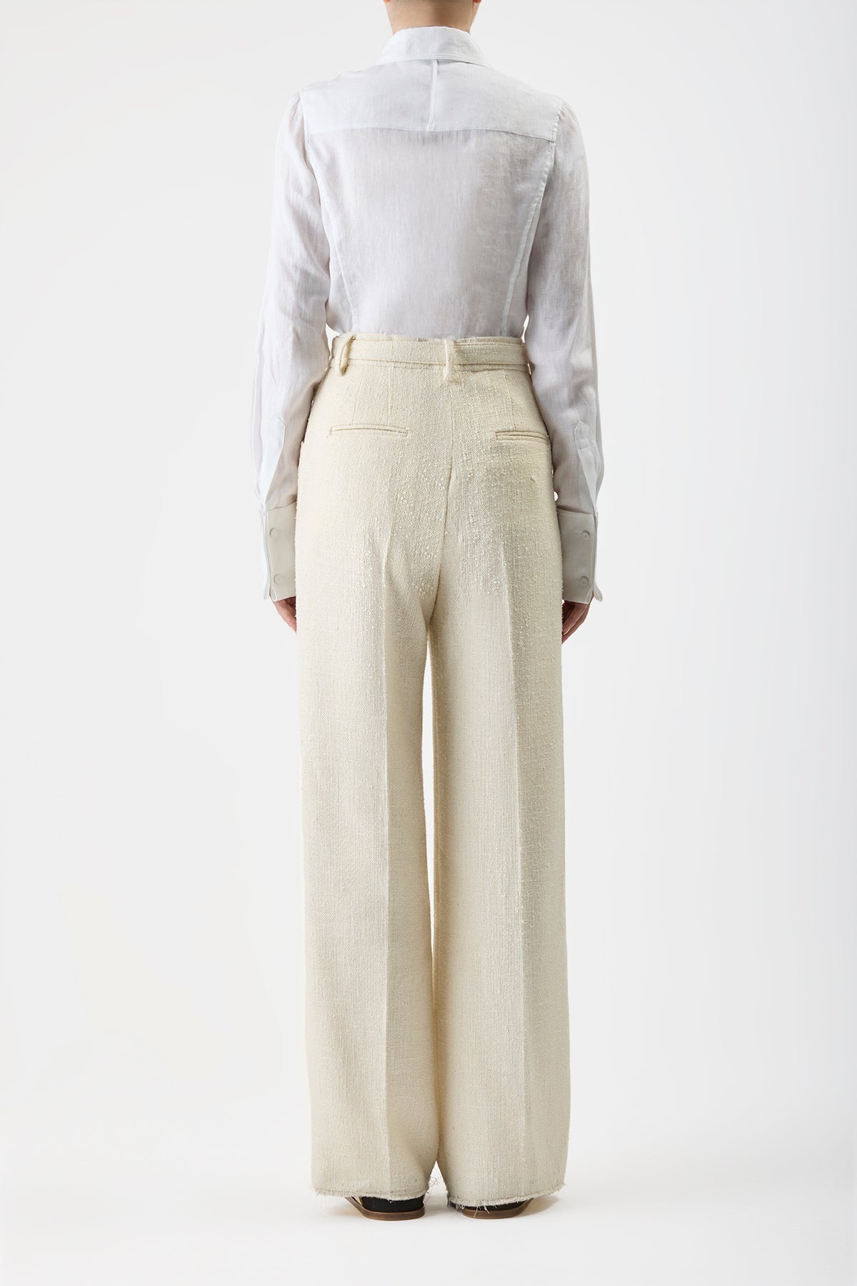 Albruna Shirt in Aloe Linen - 5