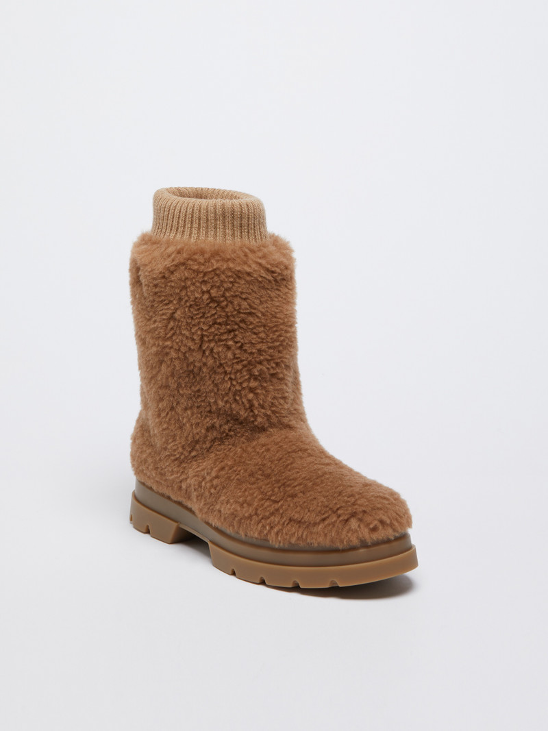 Max Mara CTANITH Teddy fabric ankle boot outlook