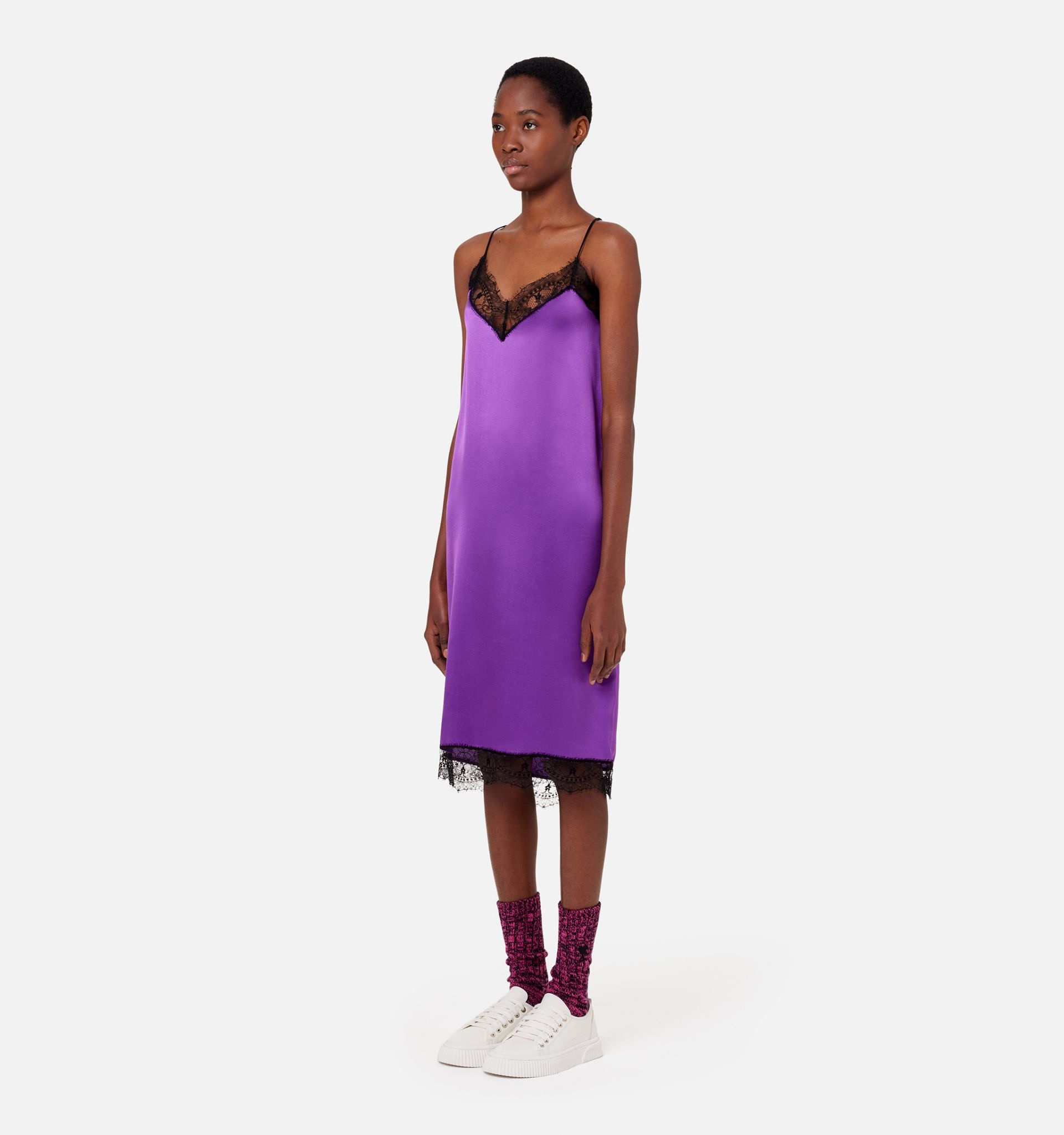 Strap Dress With Lace - 4