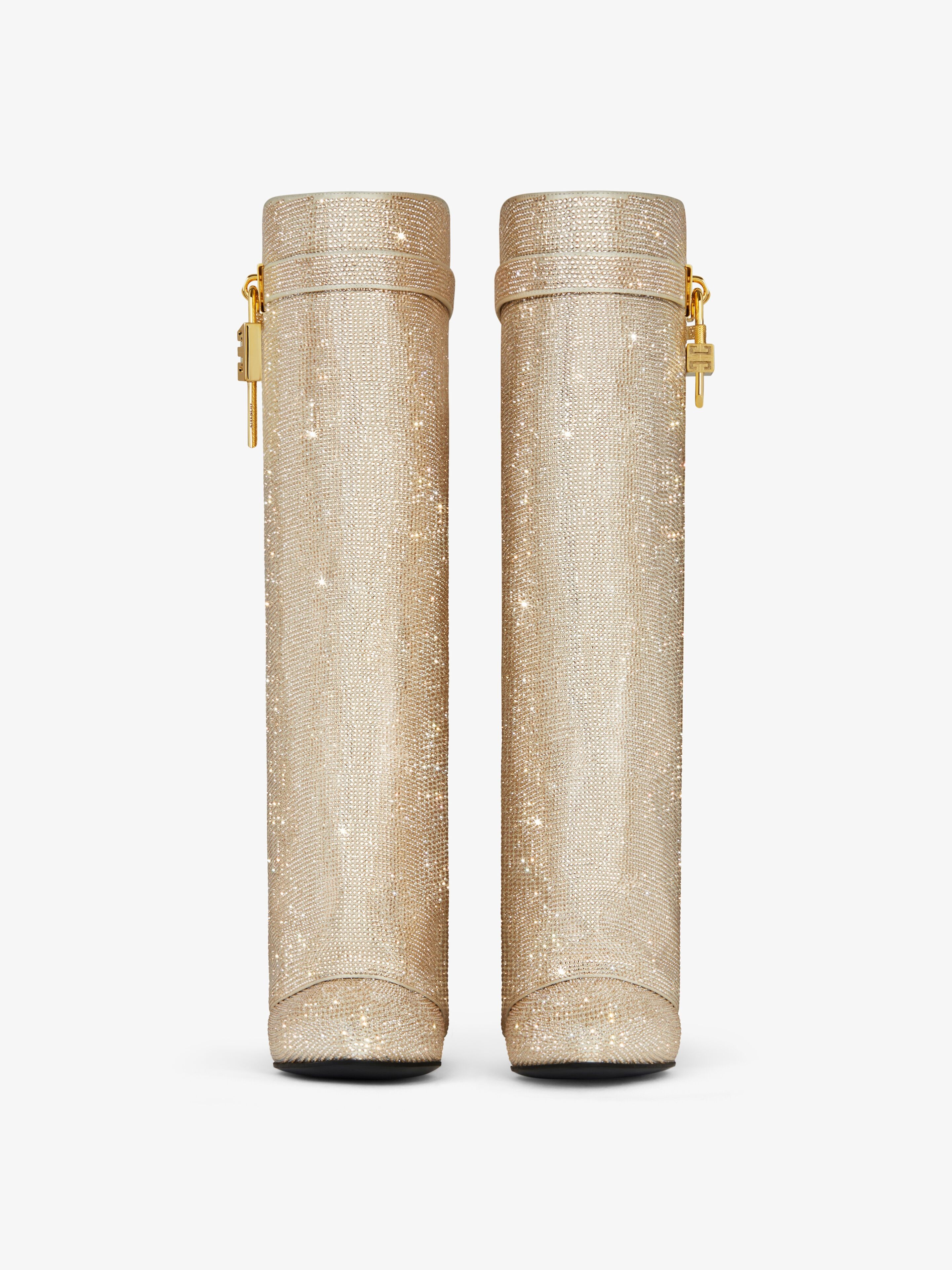 GIVENCHY シャクロックフツ BE701KE16L 250 Shark Lock boots in grained leather in - beige | Givenchy US