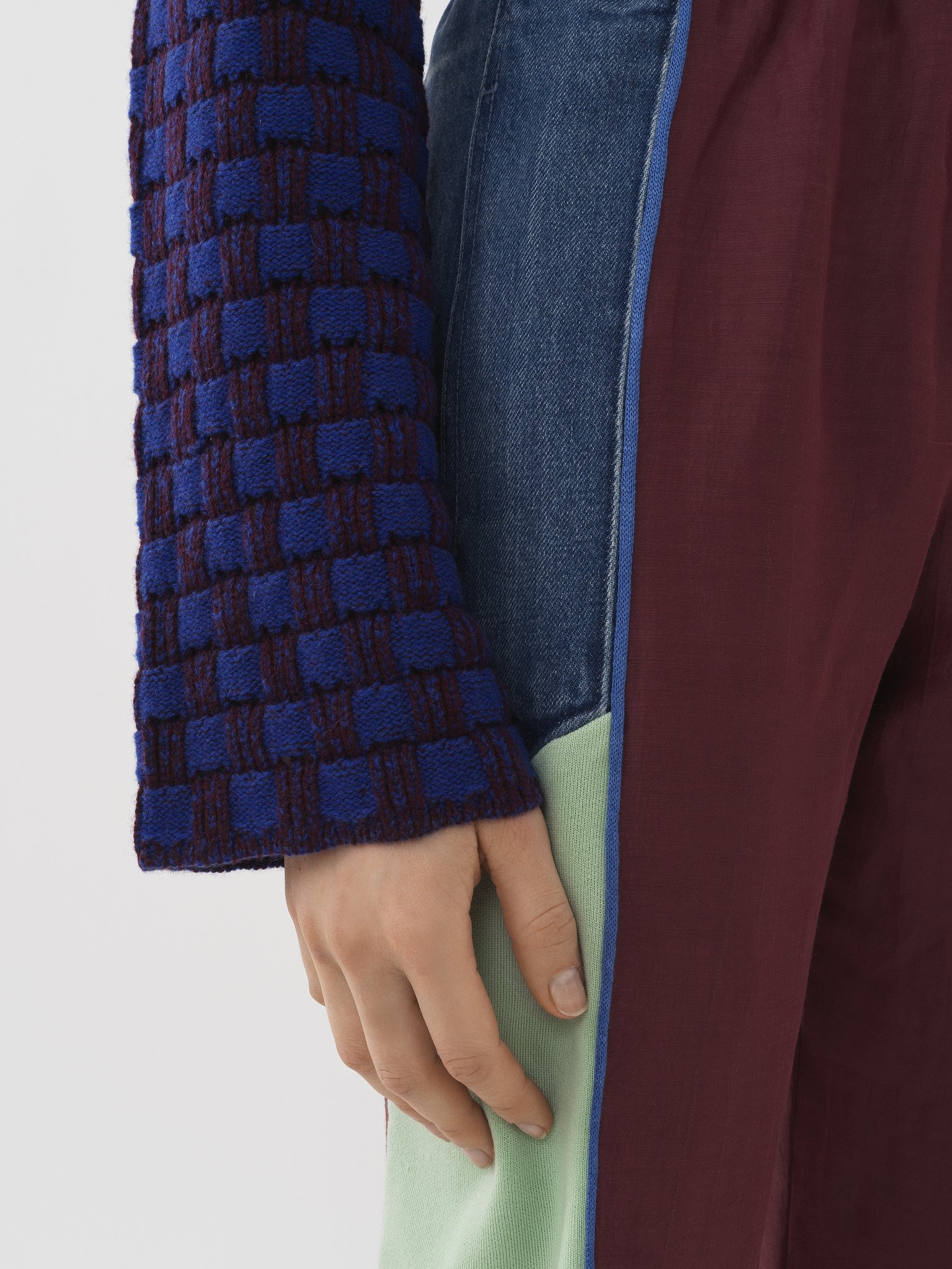 TRUMPET-SLEEVE SWEATER - 6