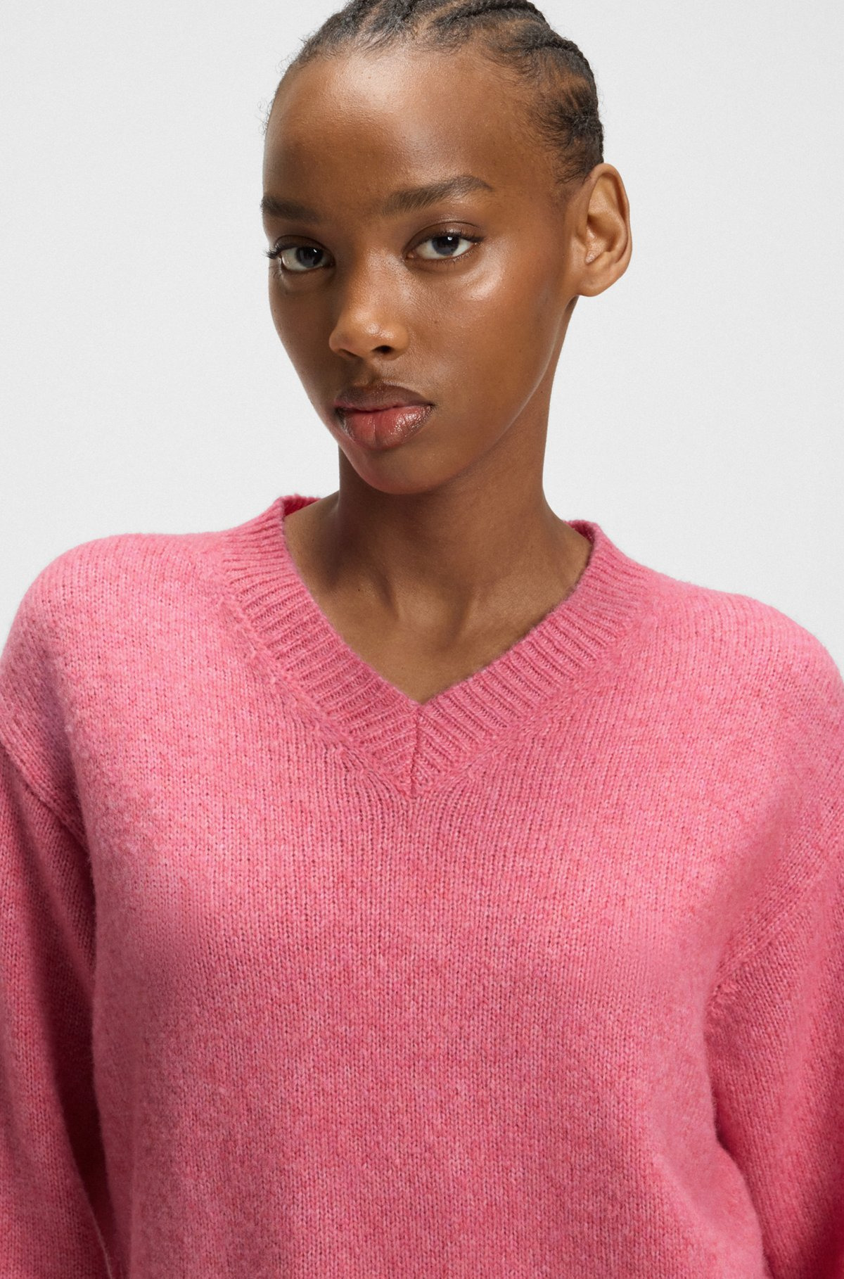 V-NECK SWEATER IN WOOL WITH LOGO DETAIL - 5
