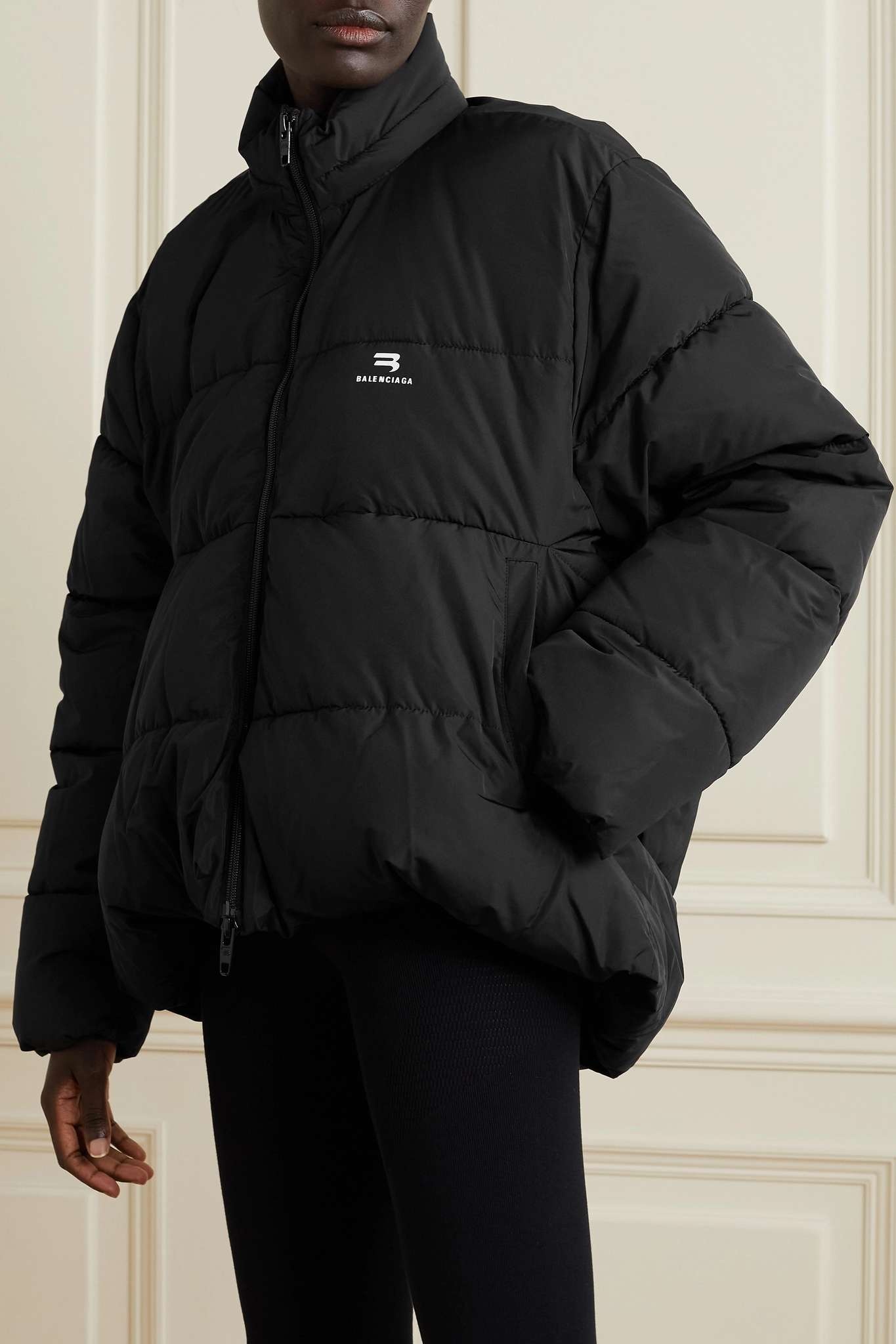 C-shape oversized hooded quilted shell jacket - 3