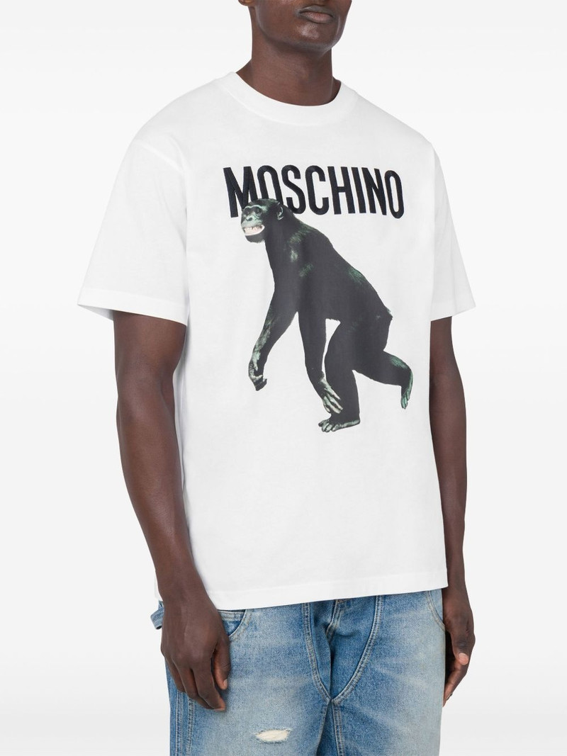 Moschino logo-print T-shirt outlook