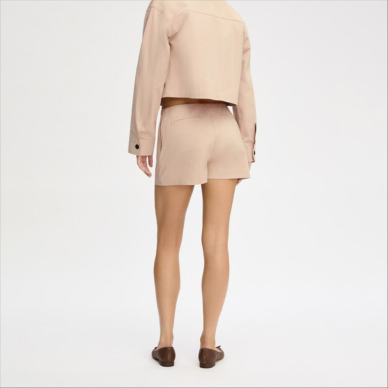 Front Seam Short 5