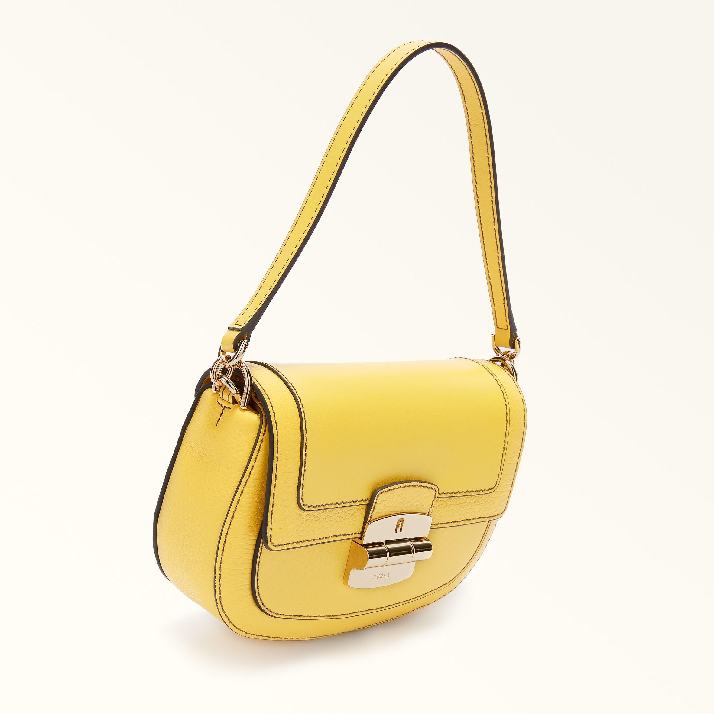 Furla Club 2 - 5