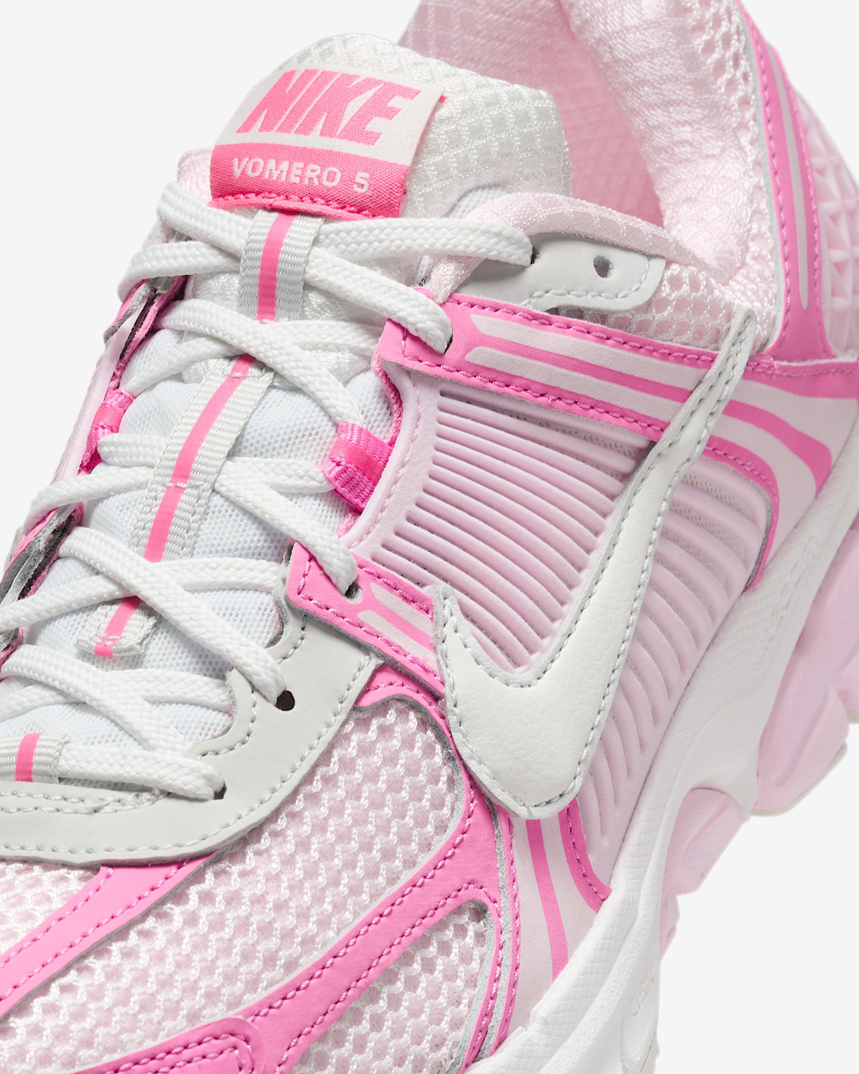 Nike Zoom Vomero 5 Women's Shoes - 7