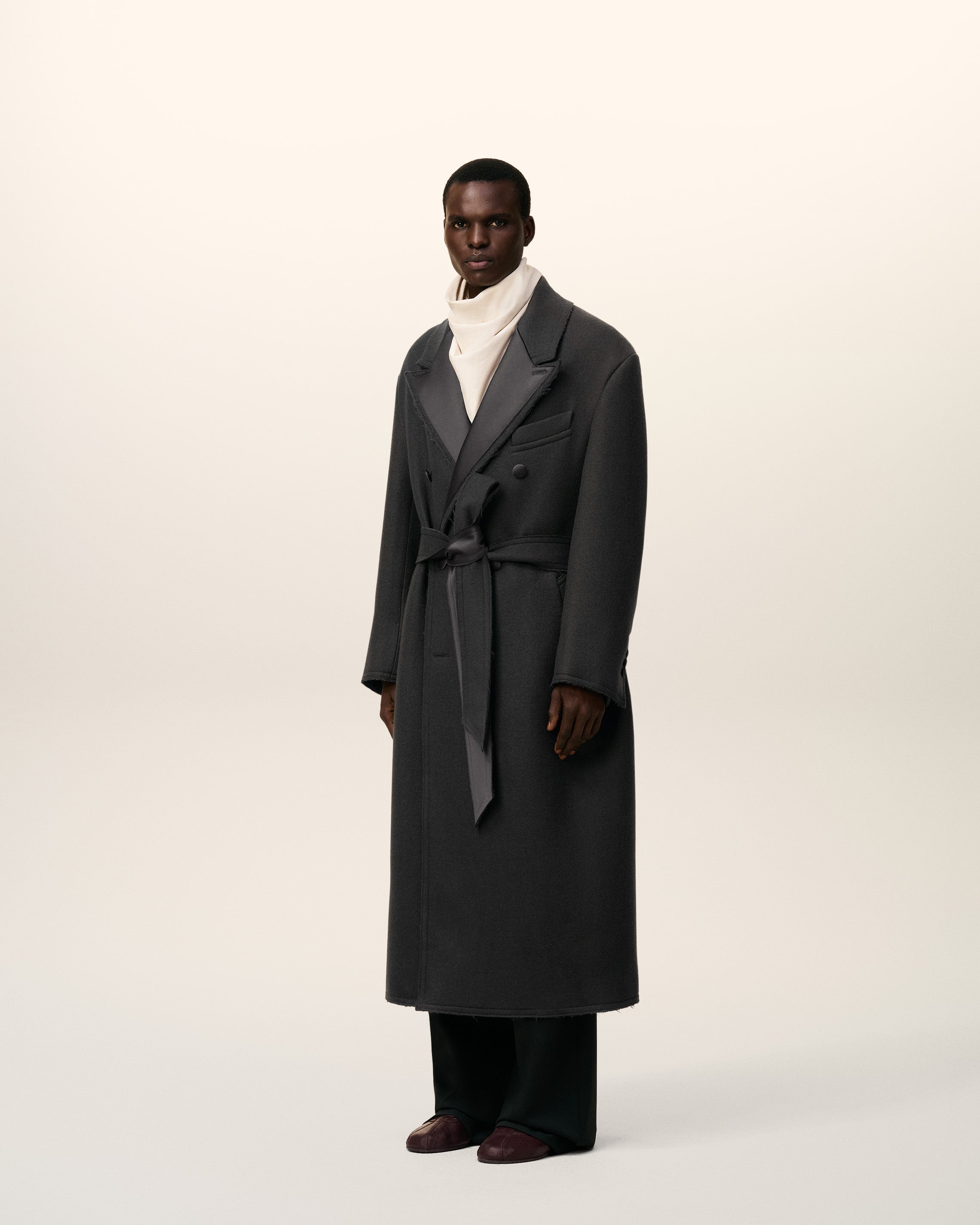 BLACK WOOL SMOCKING DOUBLE BREASTED LONG COAT - 6