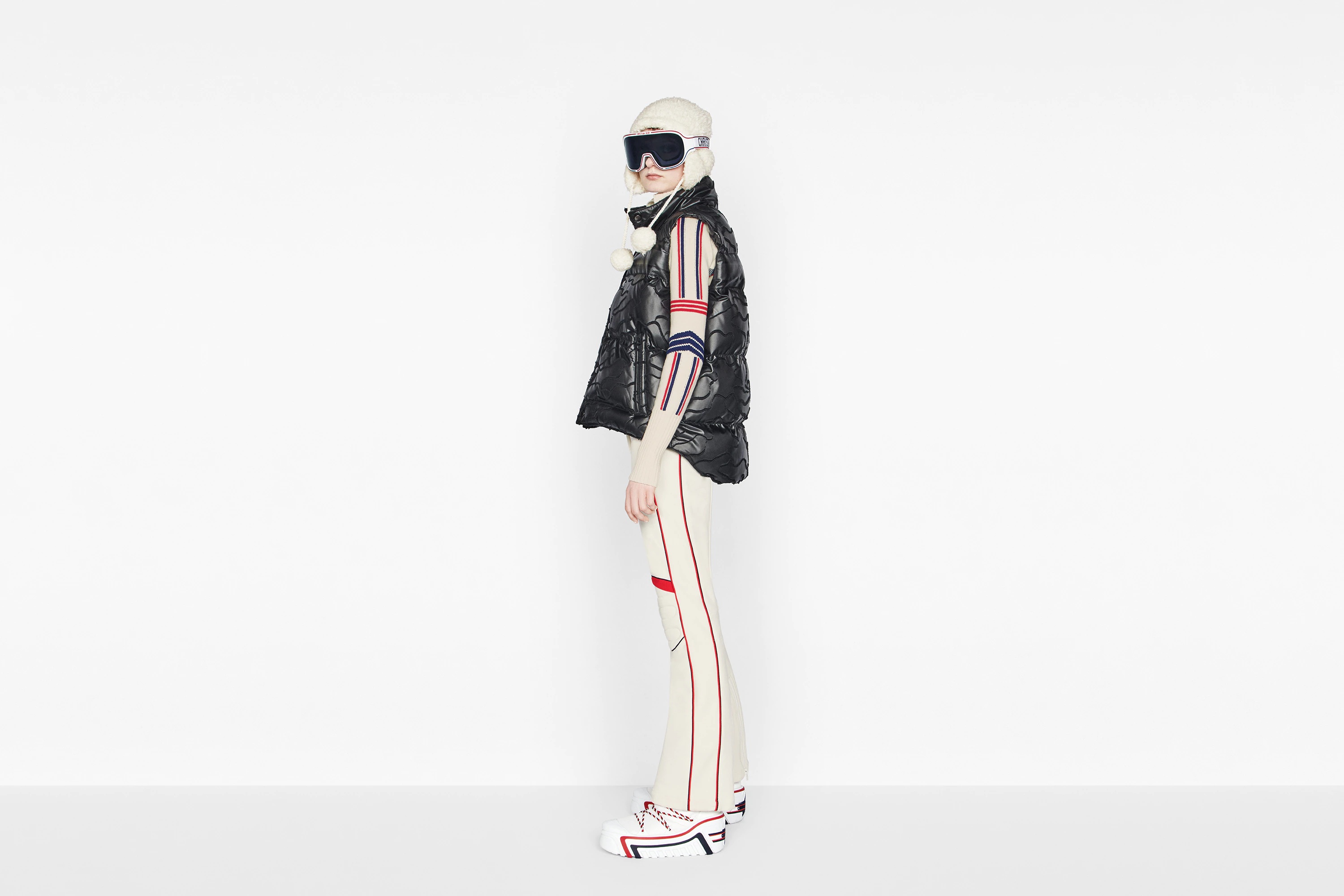 Sleeveless Down Jacket - 5