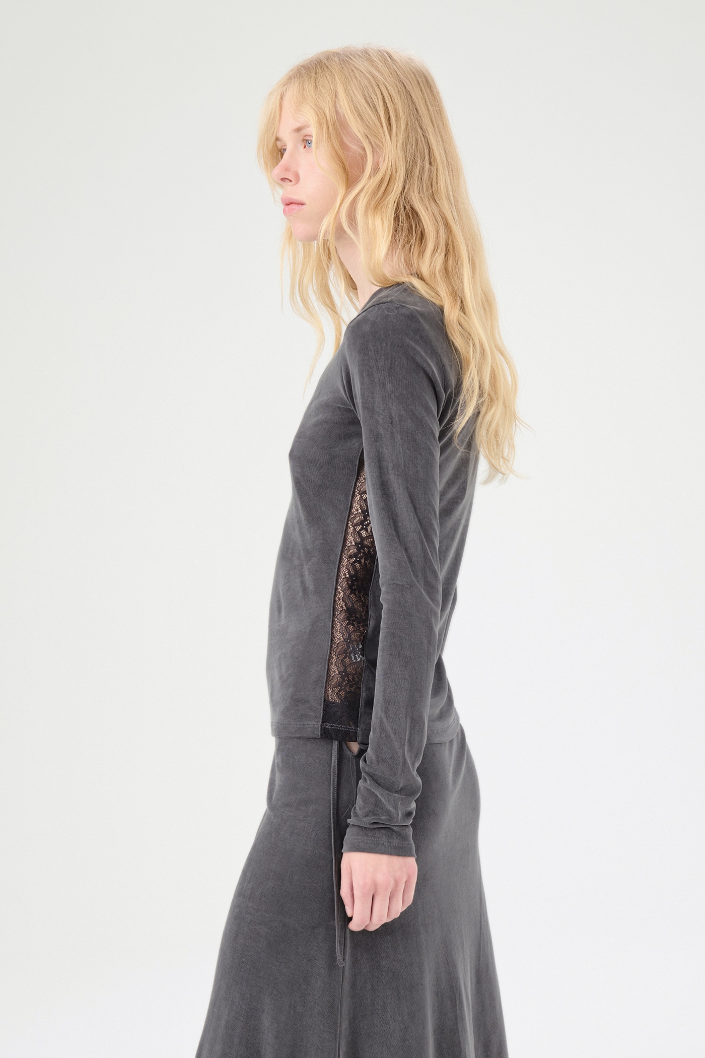 Super Slim Longsleeve Dark Grey Lace Cupro. 100% Tencel Luxe Womens Slim Longsleeve T-Shirt With Lac - 4