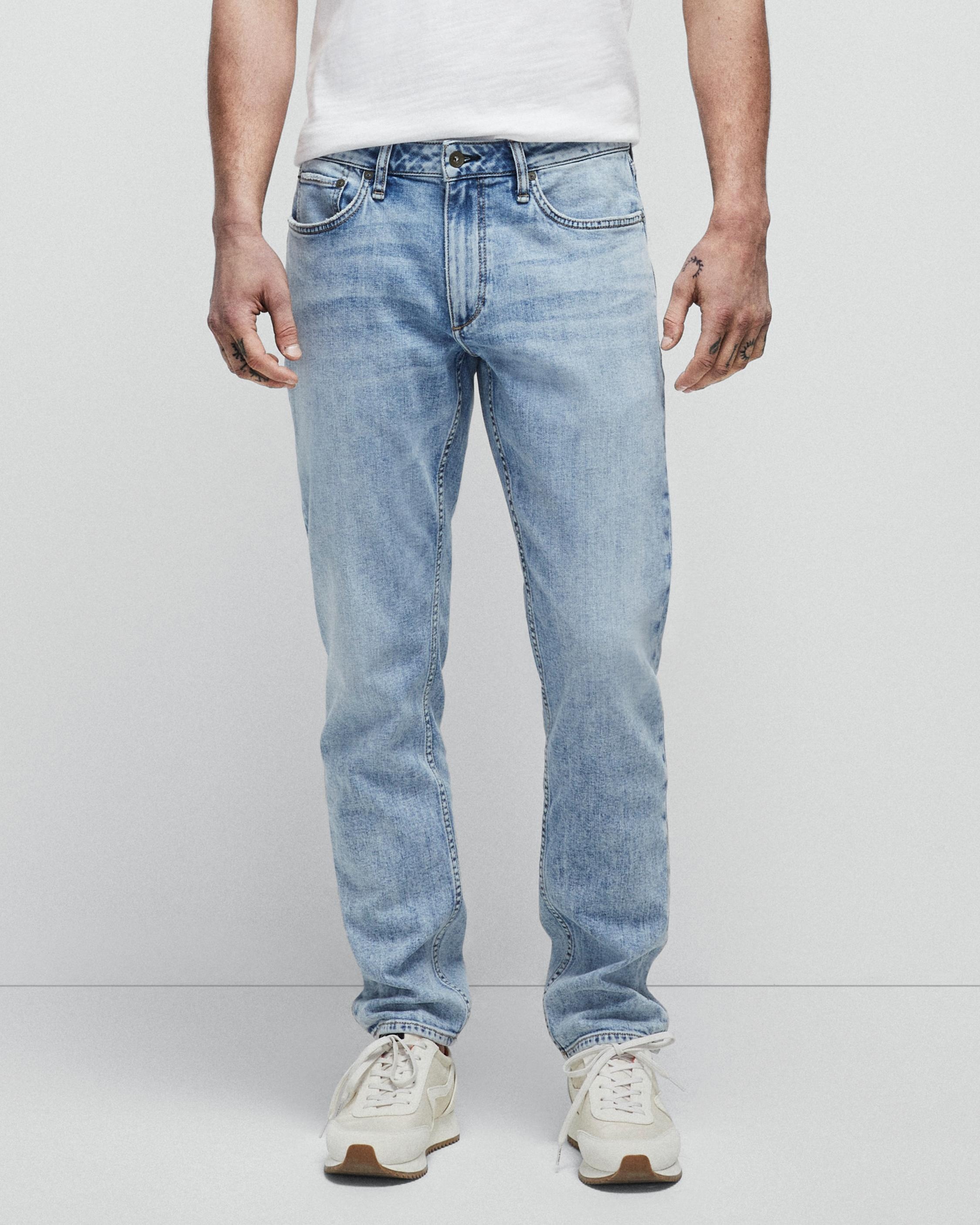 Fit 3 - Carson
Athletic Fit Light Indigo Authentic Stretch Jean - 4