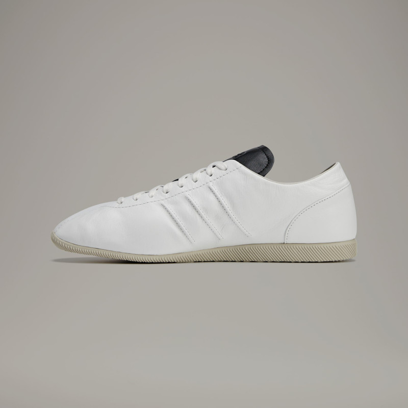 Y-3 Y-3 Japan outlook