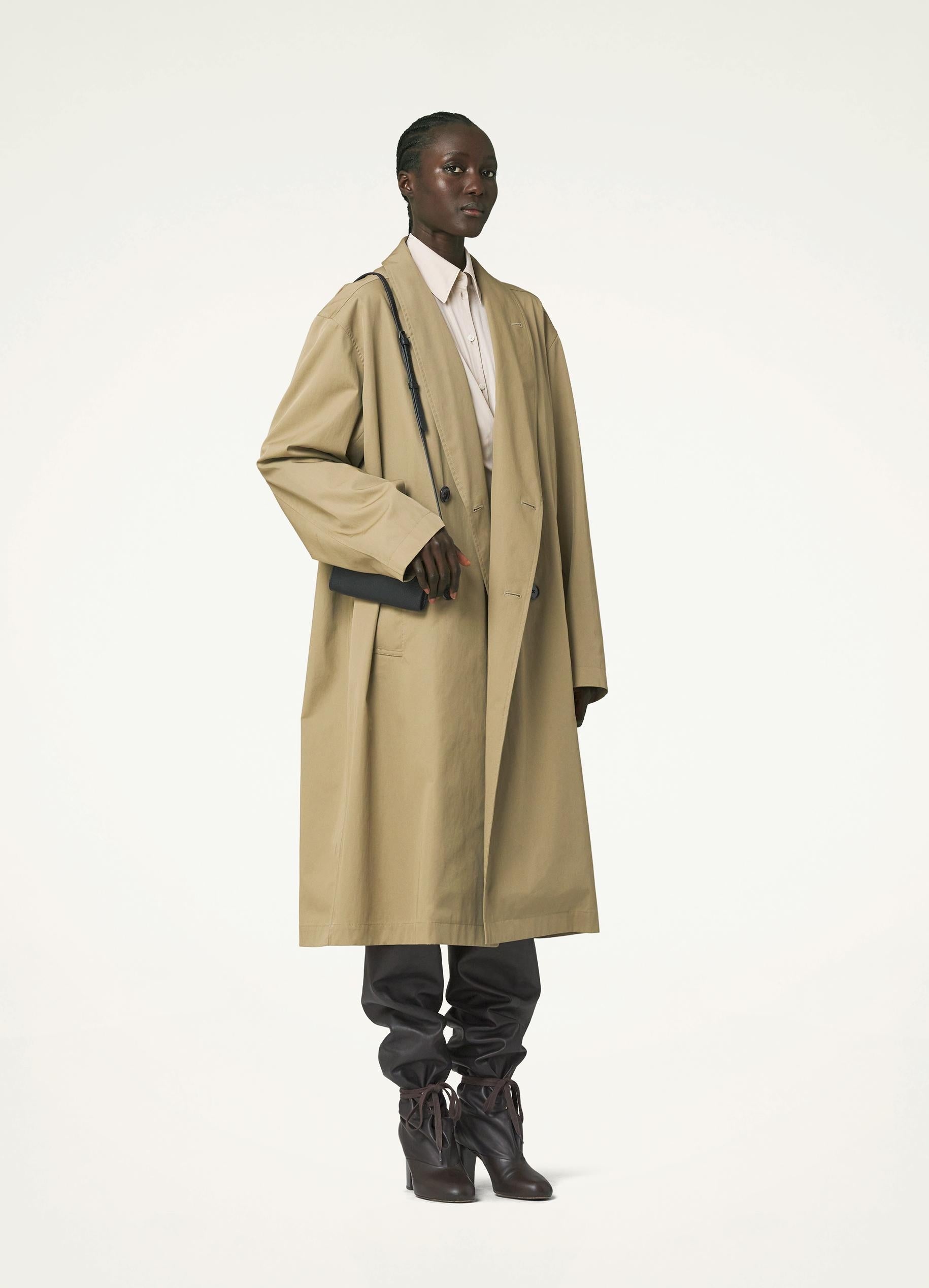 WRAP COLLAR TRENCH
WR COTTON GABARDINE - 10