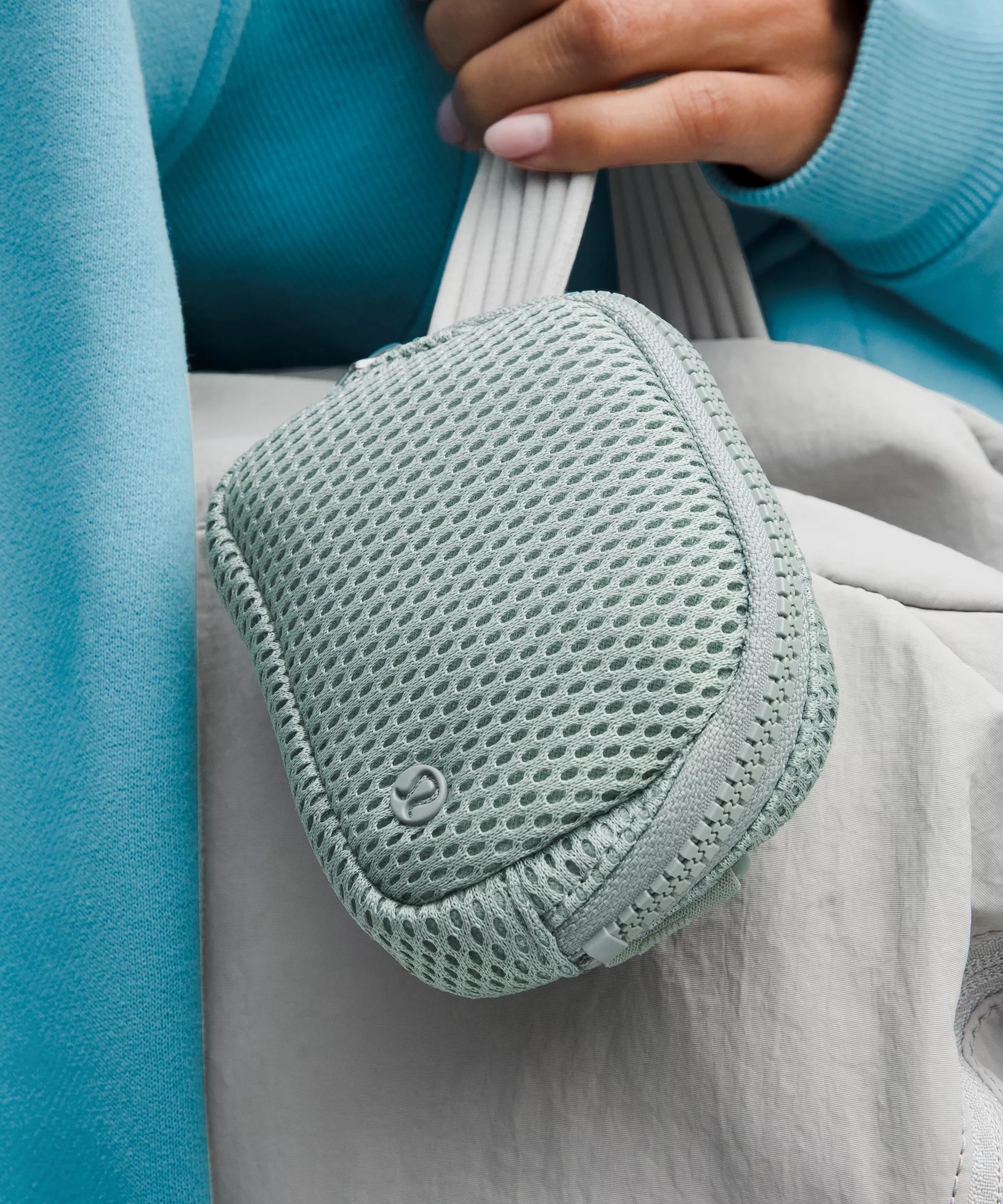 Everywhere Belt Bag Nano *Knit Mesh - 2