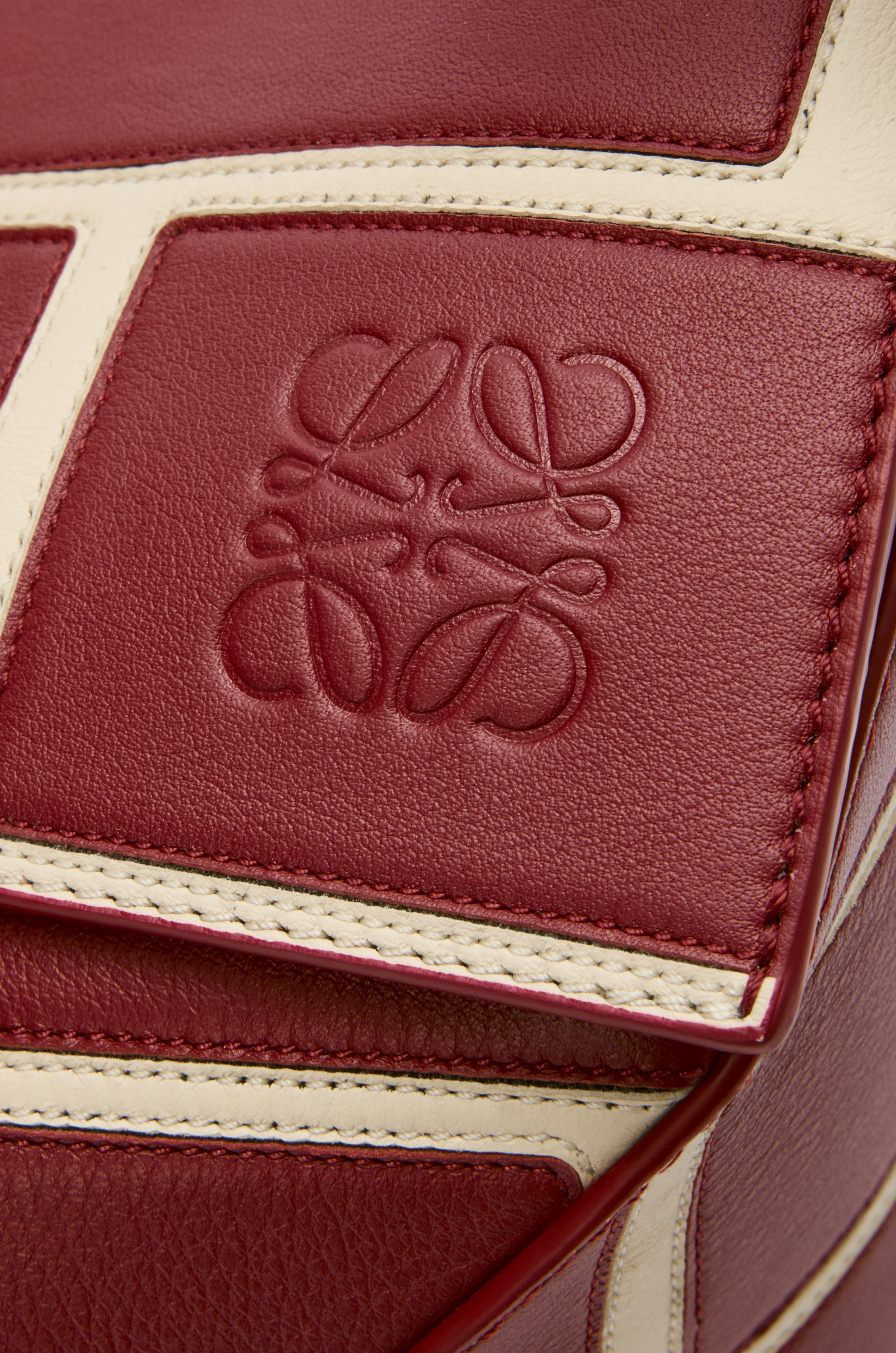 Large Puzzle Edge bag in classic calfskin - 9