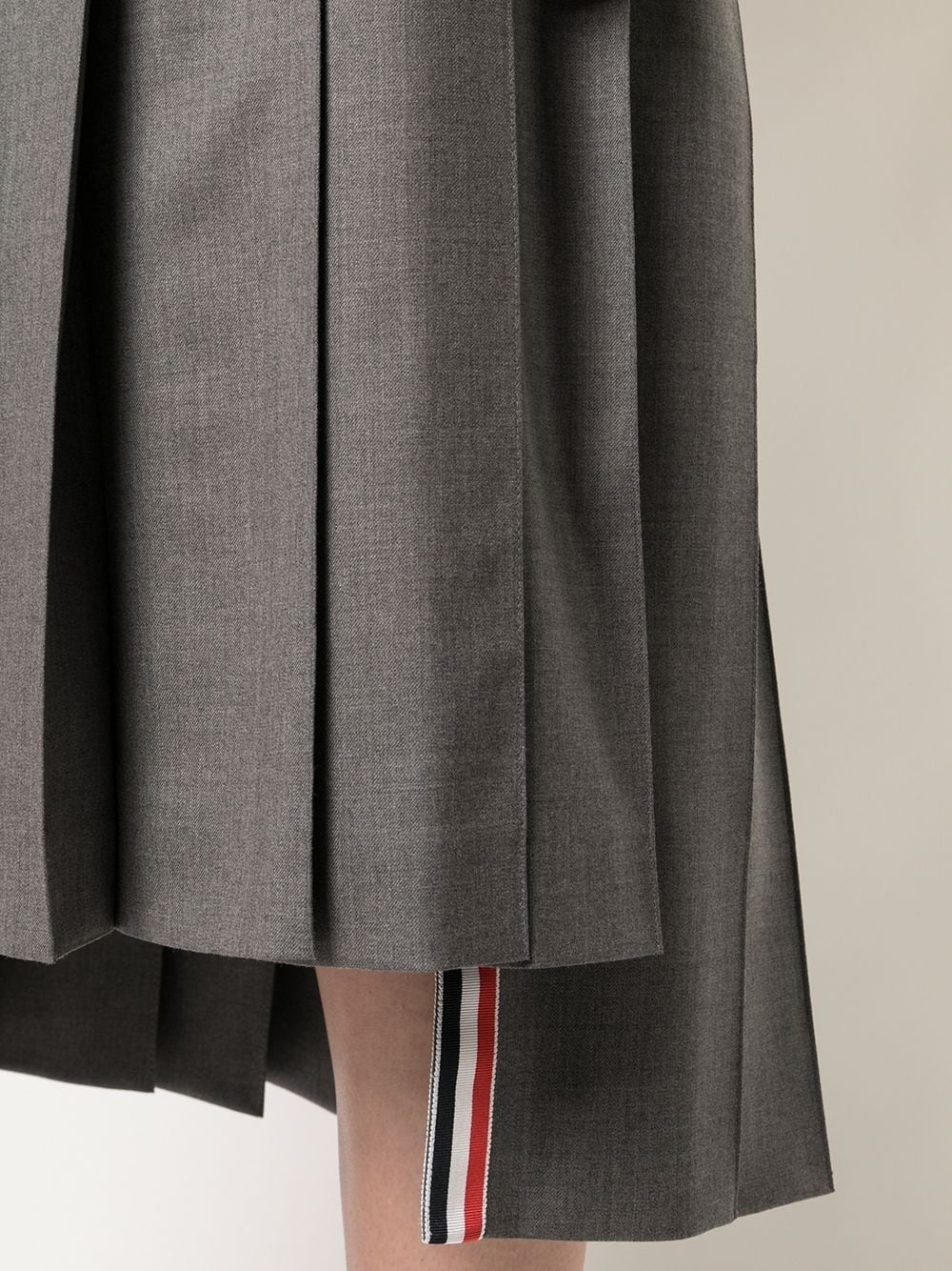 Thom Browne Below Knee Dropped Back In Super 120's Twill
