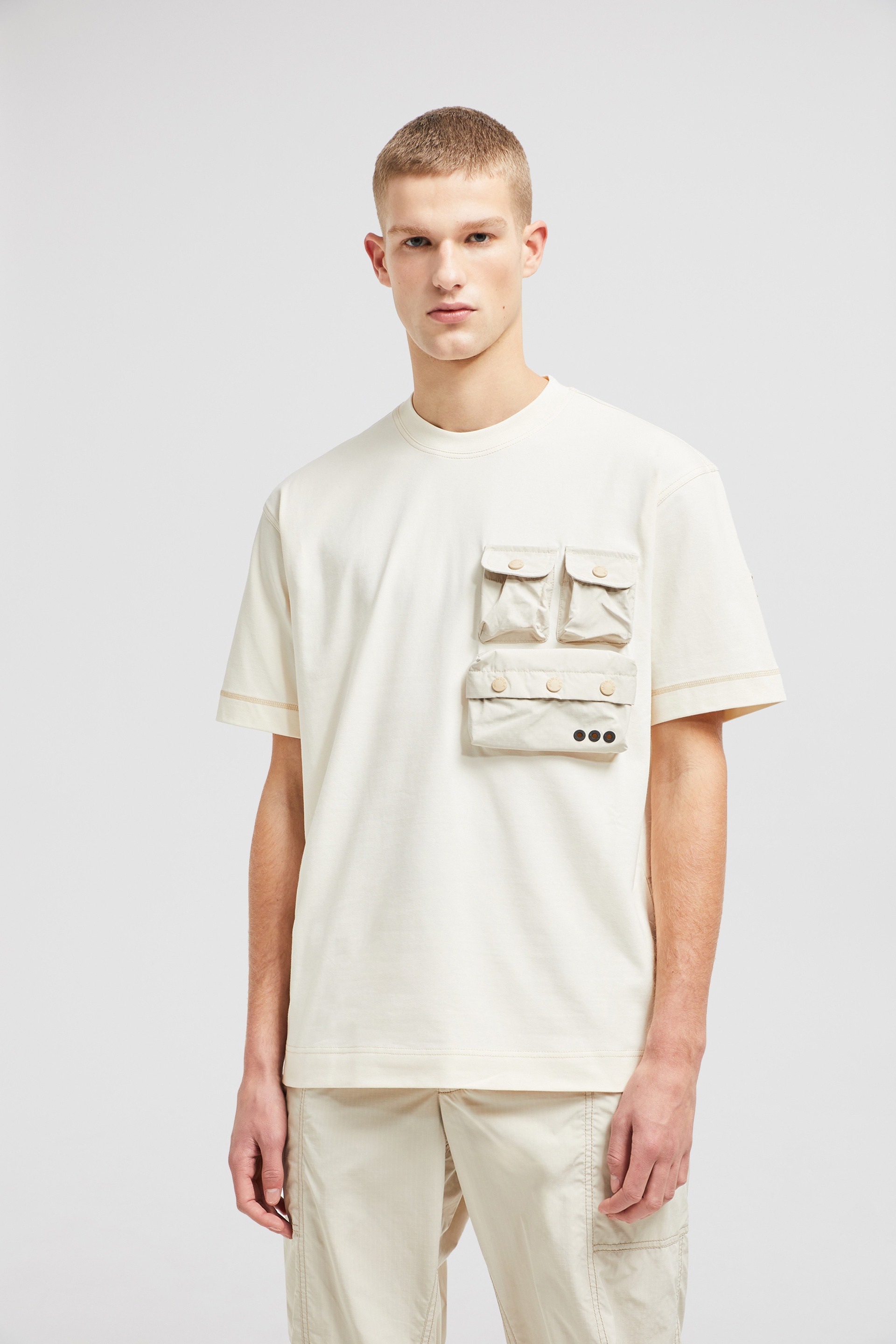 Cotton T-shirt with Pockets - 3