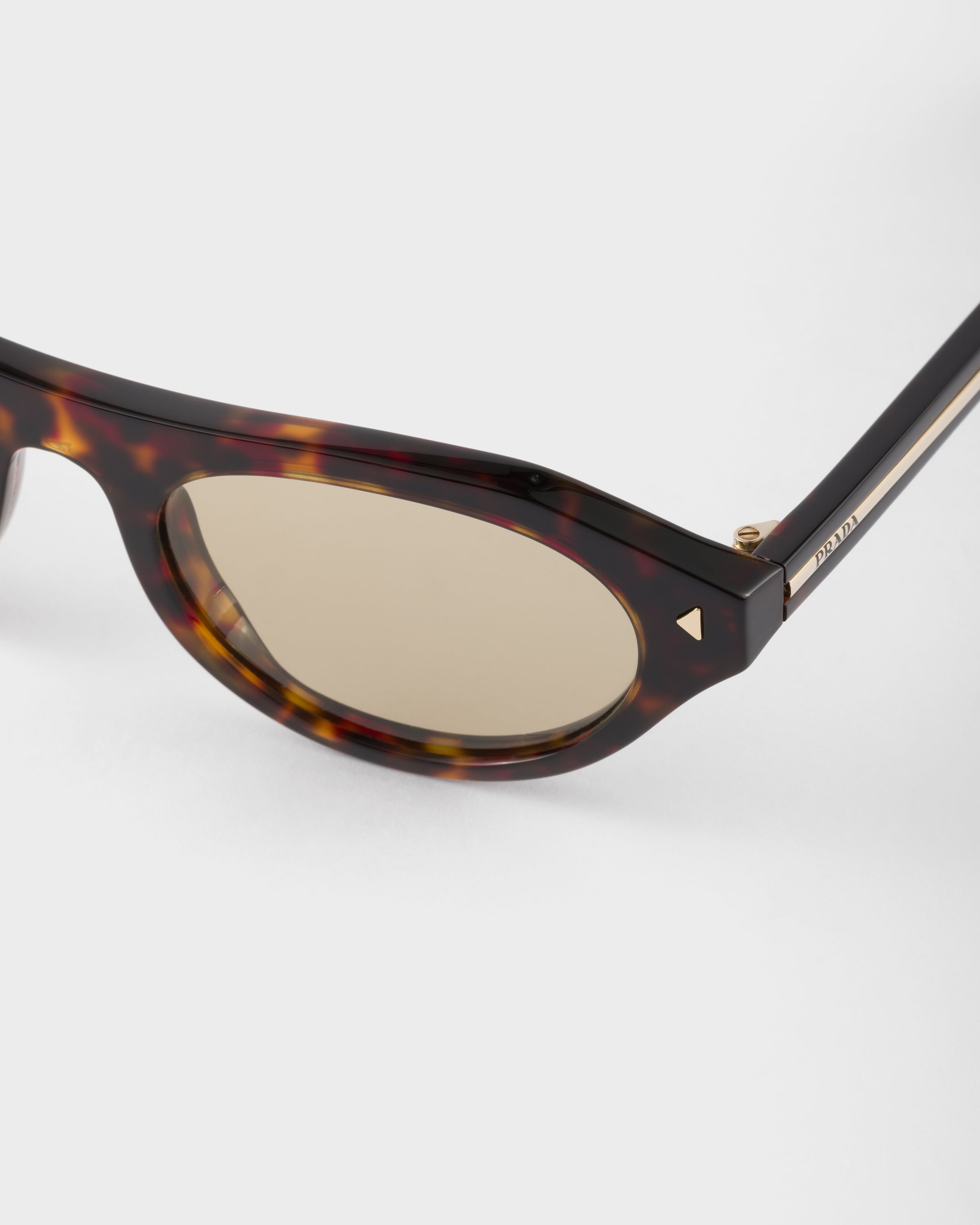 Prada sunglasses with the iconic metal plaque - 5