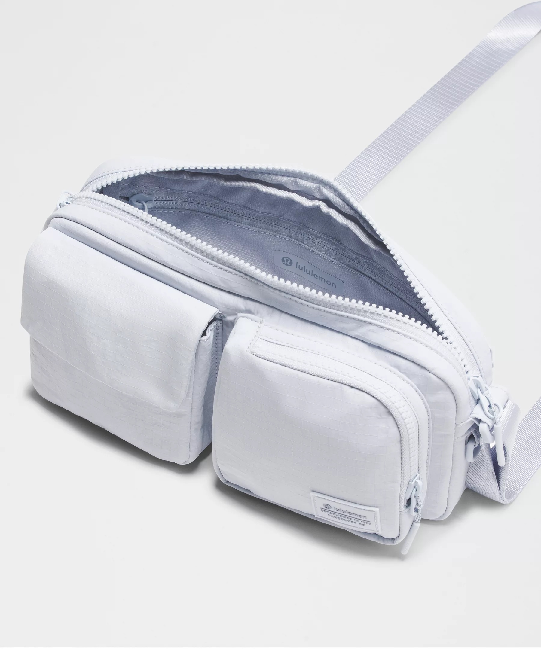 Multi-Pocket Crossbody Bag 2.5L - 4